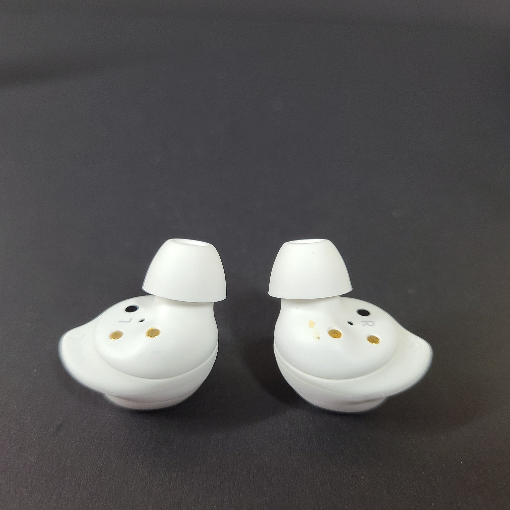 Samsung Galaxy Buds FE SM-R400N Wireless Earbud Headphones White