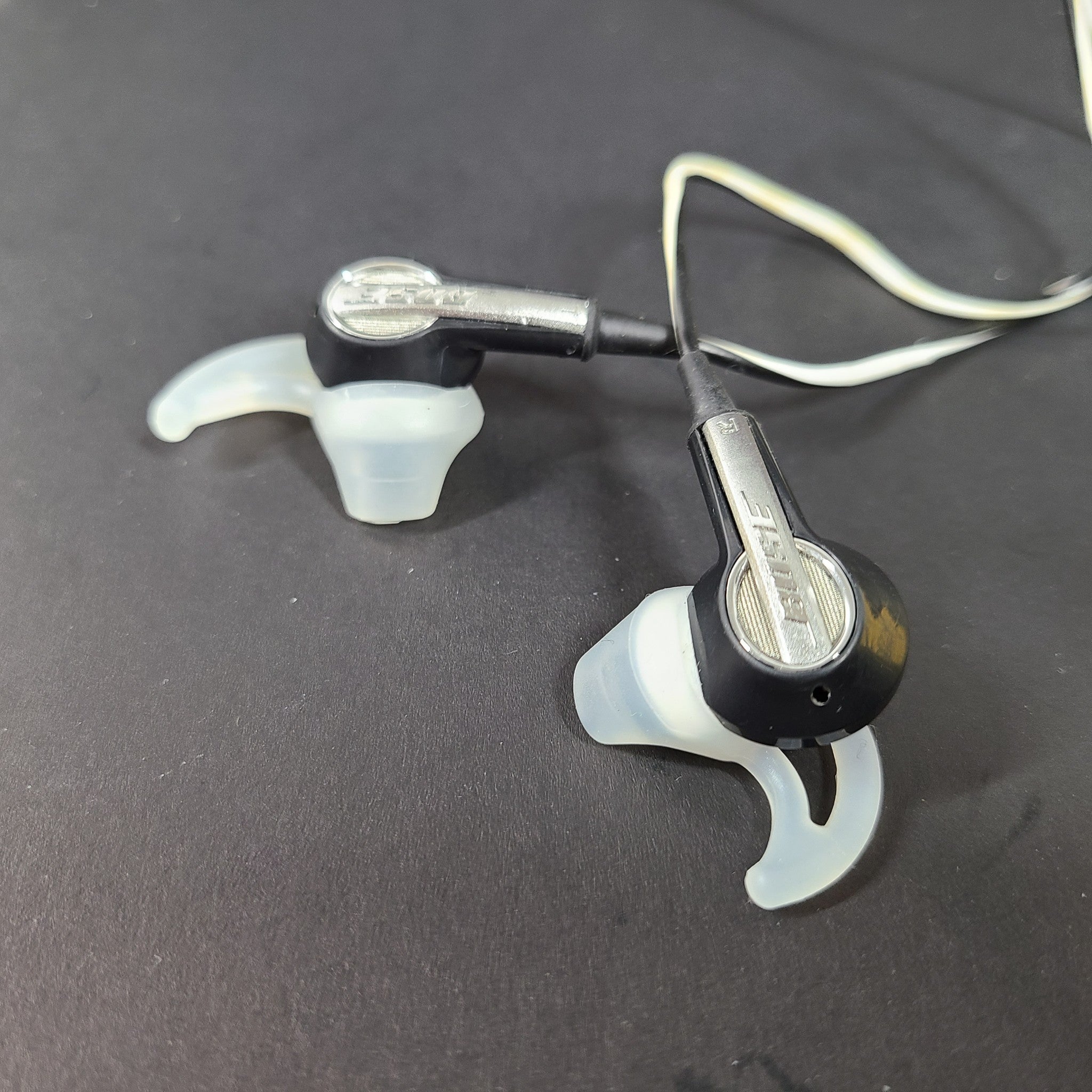 Bose Triport IE2 Wired 3.5mm Headset Earbuds Earphones - Black