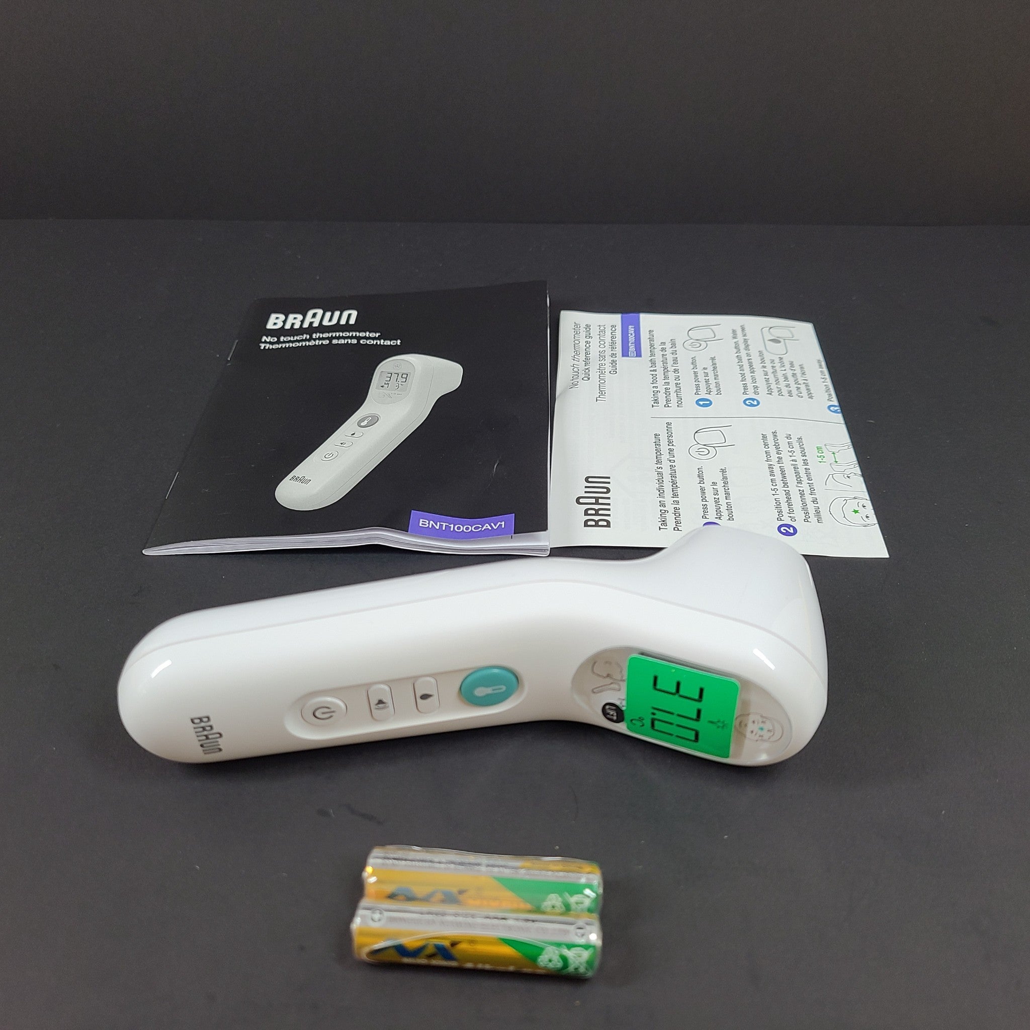 Braun No Touch Infrared Thermometer Forehead + Food +Bath Temp BNT100CAV1