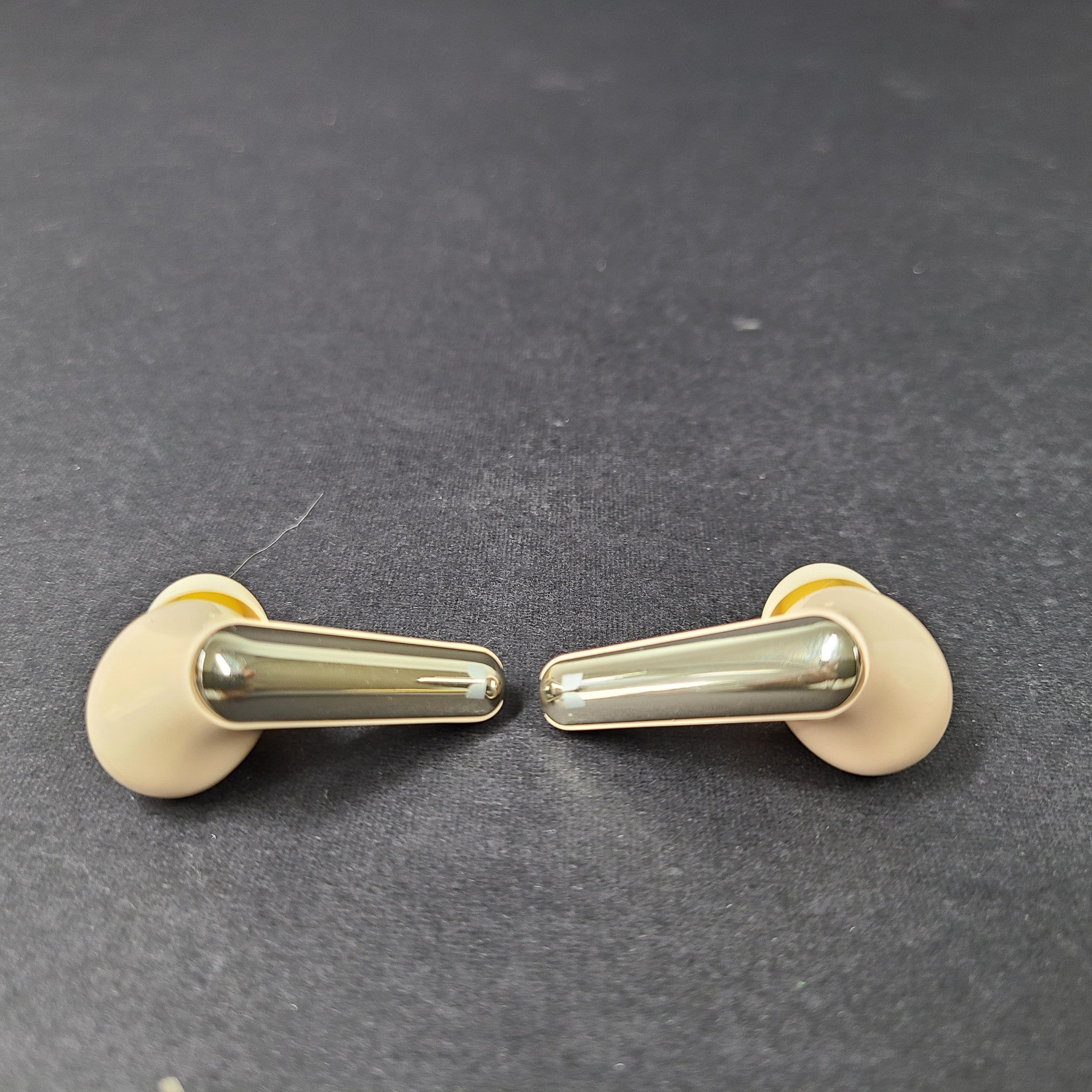 Monster N-Lite 203 AirLinks MH22163 Wireless Earbuds Bluetooth Headphones GOLD