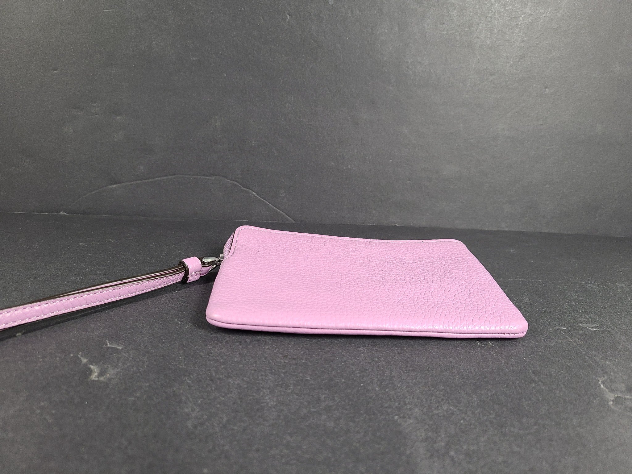 Coach Corner Zip Wristlet Pebble Leather Wallet C7943 Violet Orchid
