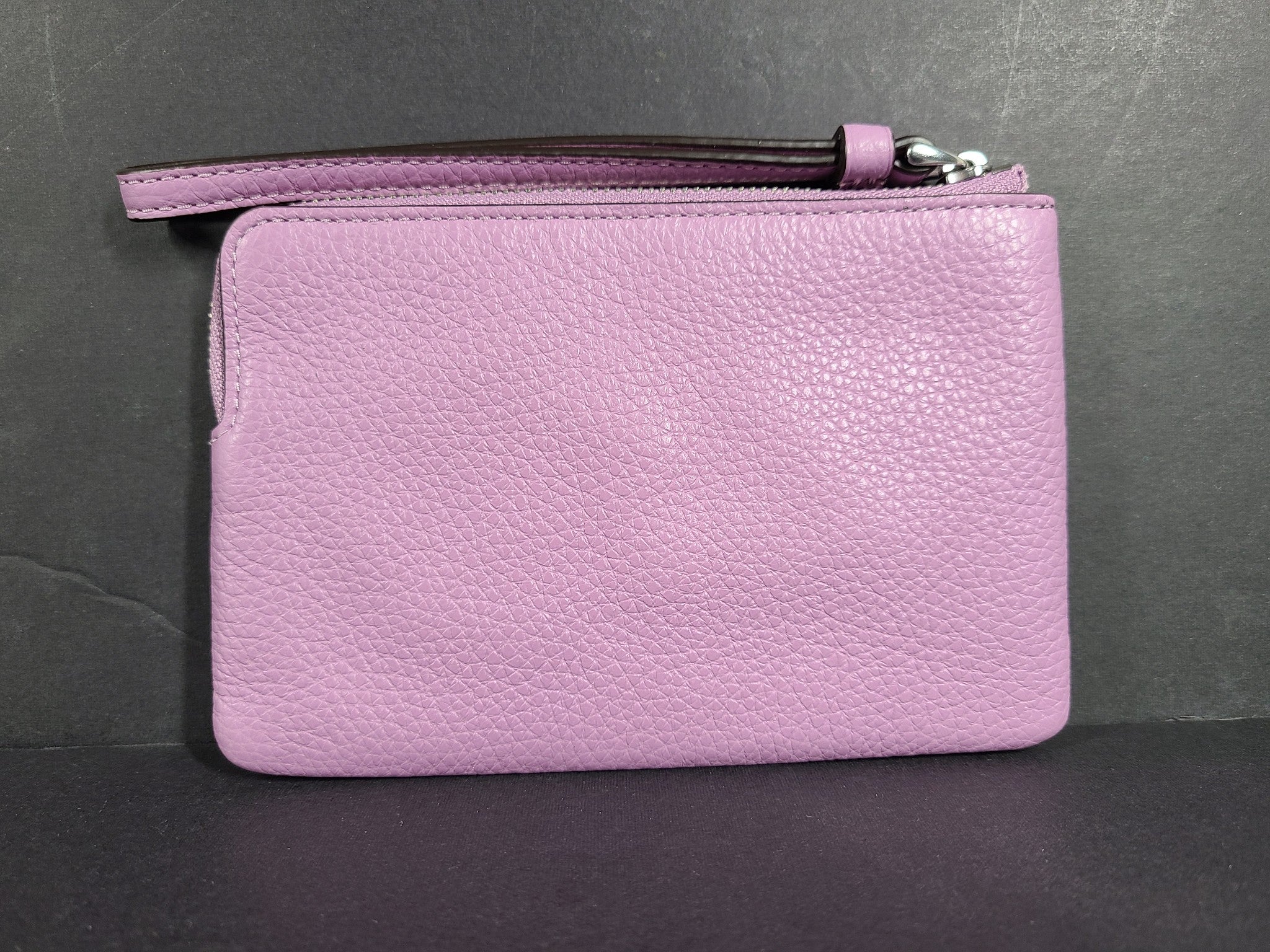 Coach Corner Zip Wristlet Pebble Leather Wallet C7943 Violet Orchid