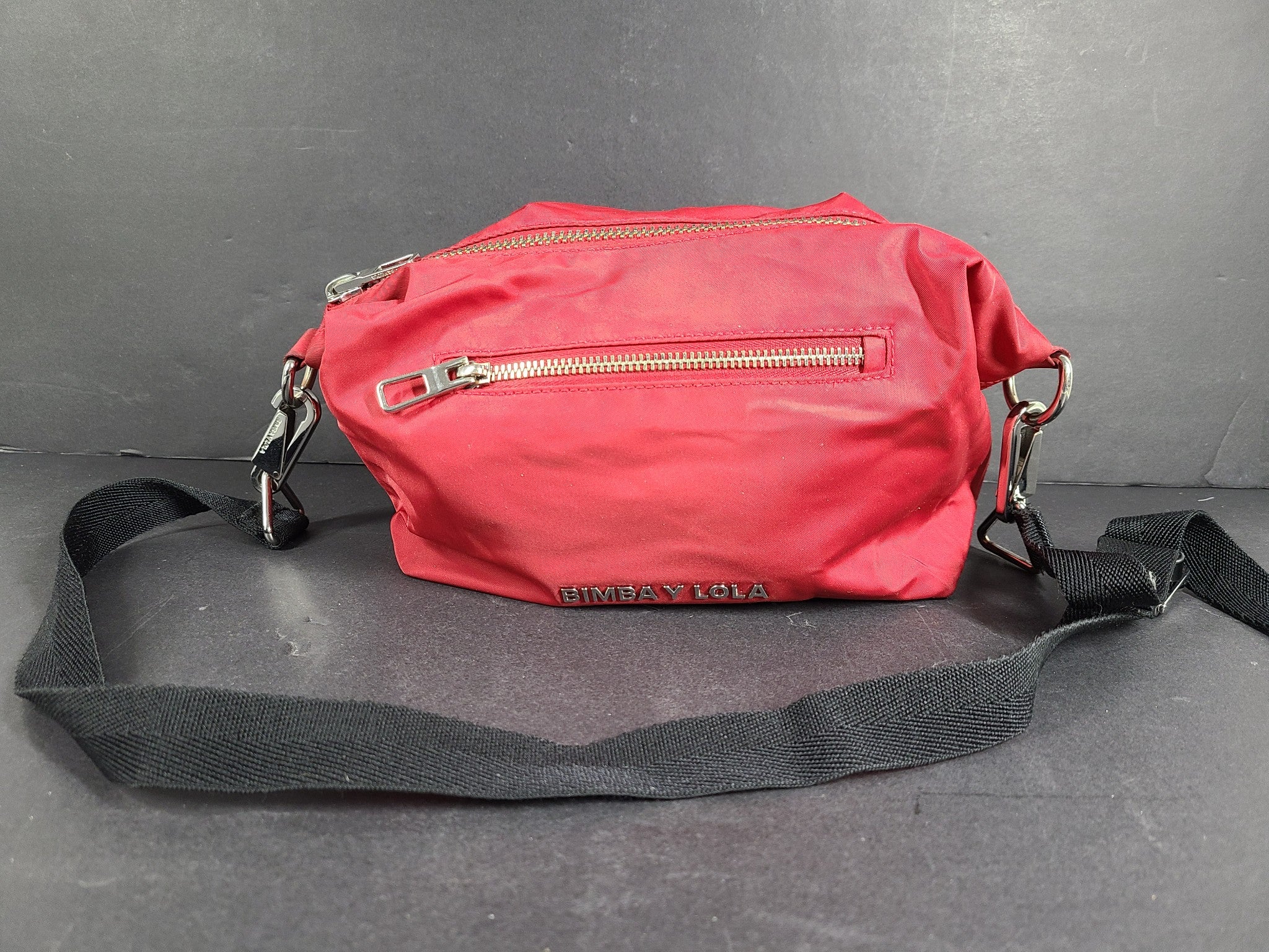Bimba Y Lola Medium Banana Crossbody Bag Zip Closure Red