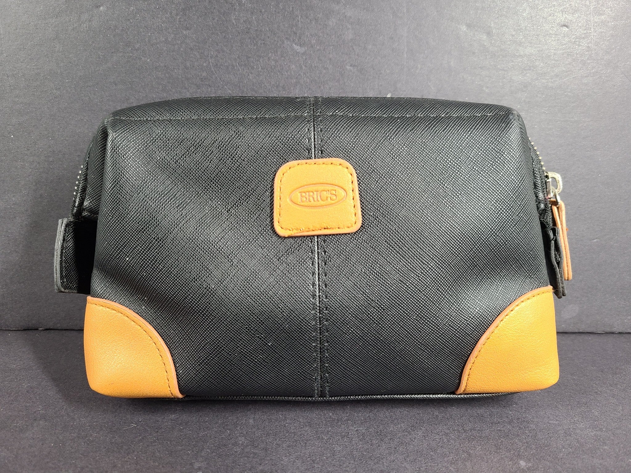 Brics Toiletry Case Zip Up Clutch Qatar Airlines First Class Zip Case Navy Blue