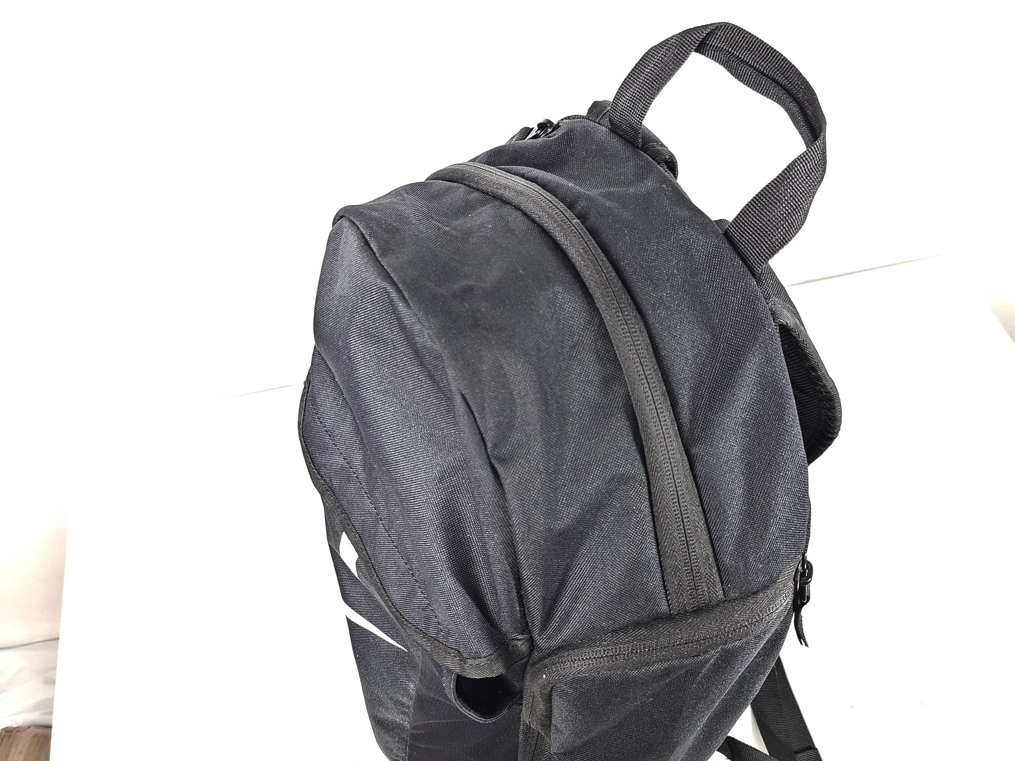 Nike Academy Team 30L Unisex Backpack Soccer Ball Bag DC2647-010 Black