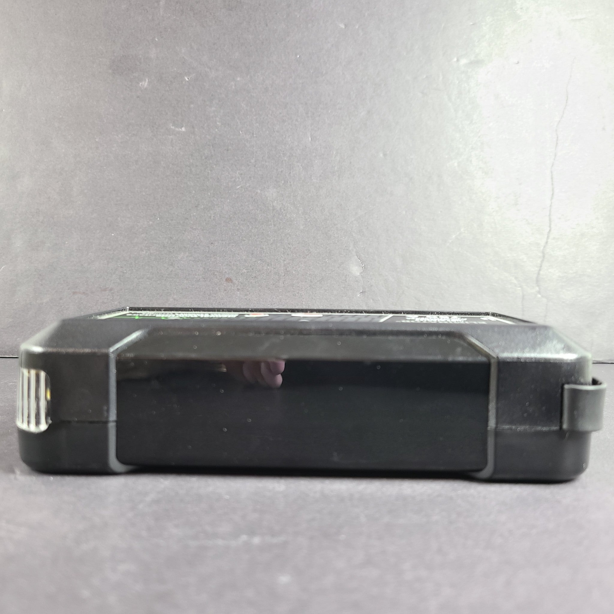 Motomaster Eliminator Jump Starter Power Bank 011-1906-4 24Wh IP65 - NO CABLES