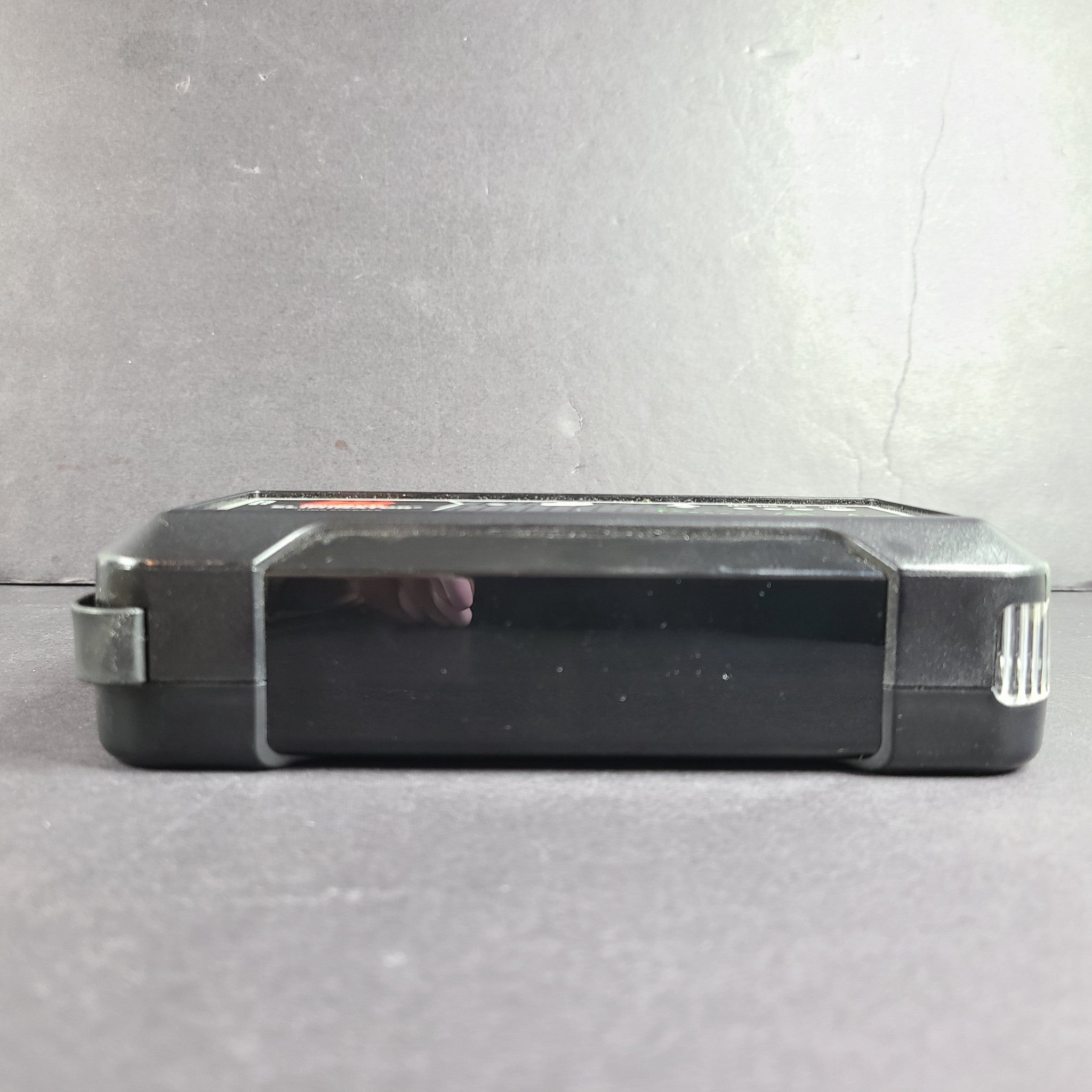 Motomaster Eliminator Jump Starter Power Bank 011-1906-4 24Wh IP65 - NO CABLES