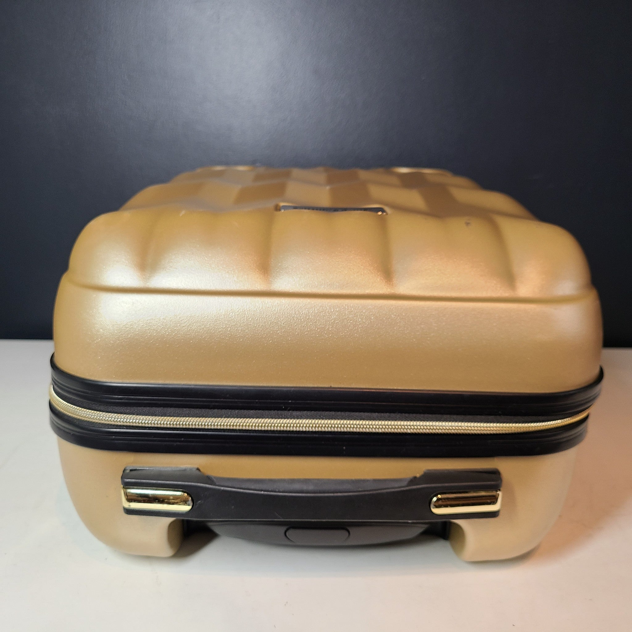 Juicy Couture Grace 21" Spinner Hardside Carry On Cabin Luggage Suitcase Gold