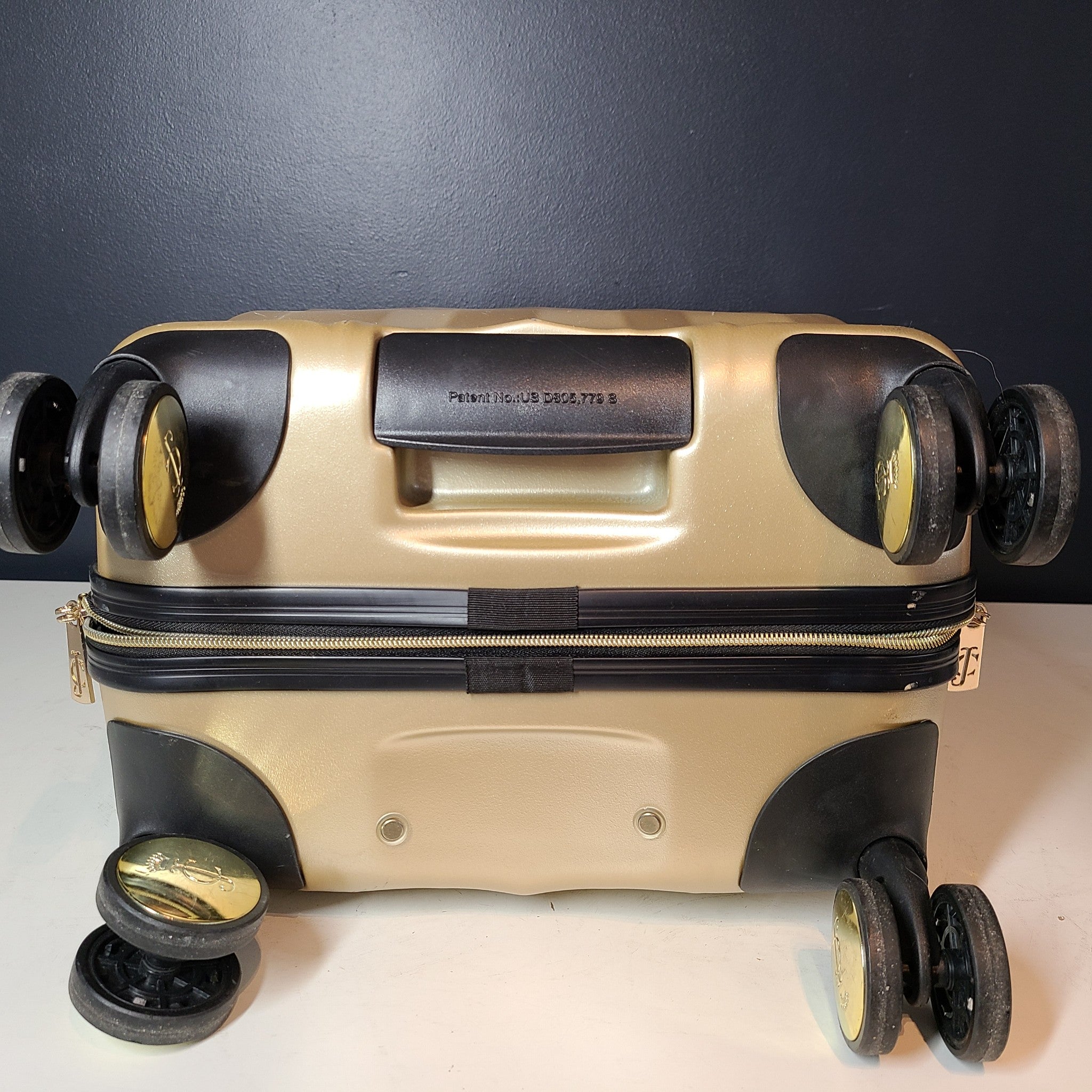 Juicy Couture Grace 21" Spinner Hardside Carry On Cabin Luggage Suitcase Gold