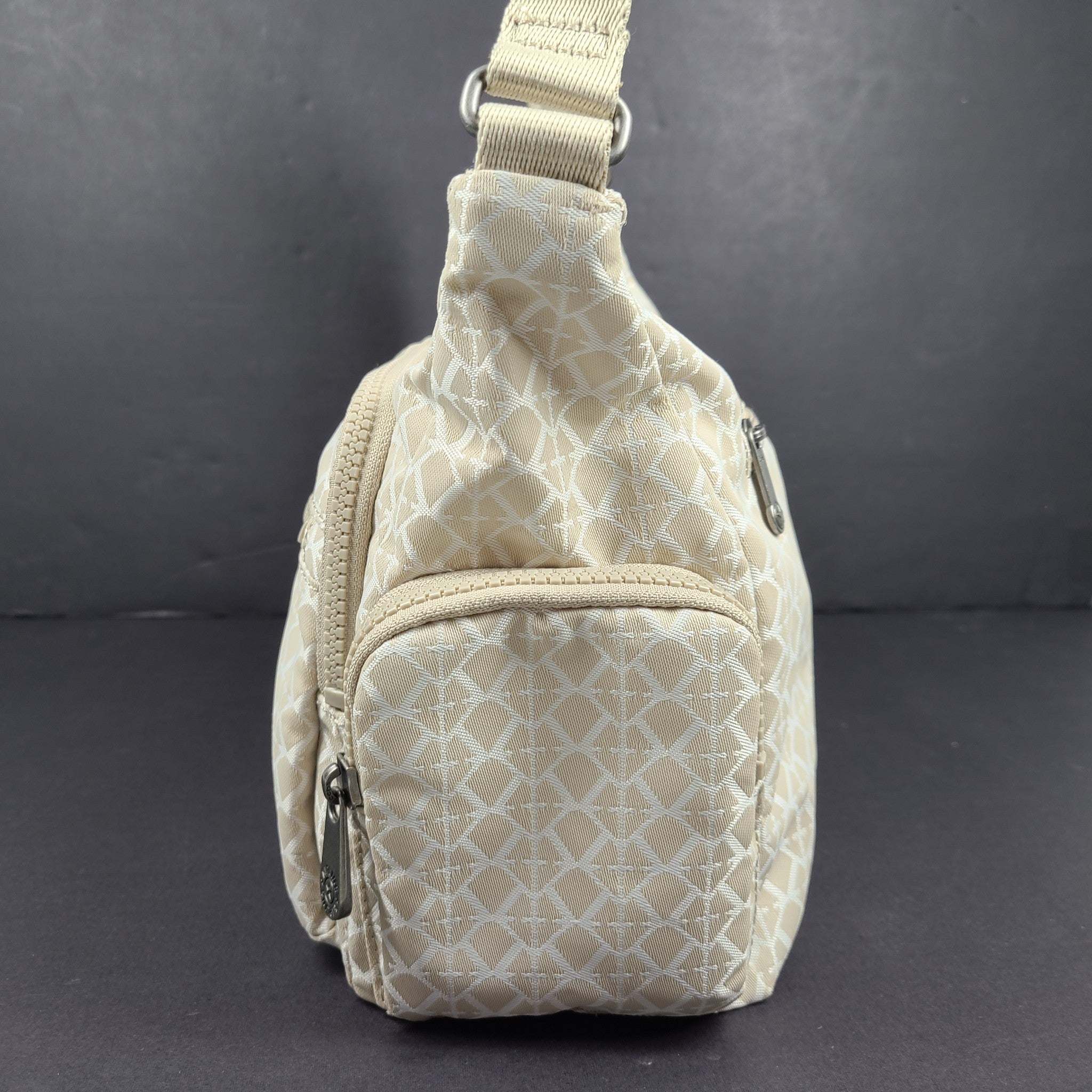 Kipling Women's Gabbie S Crossbody Bag Multiple Pockets Adjustable Strap Beige