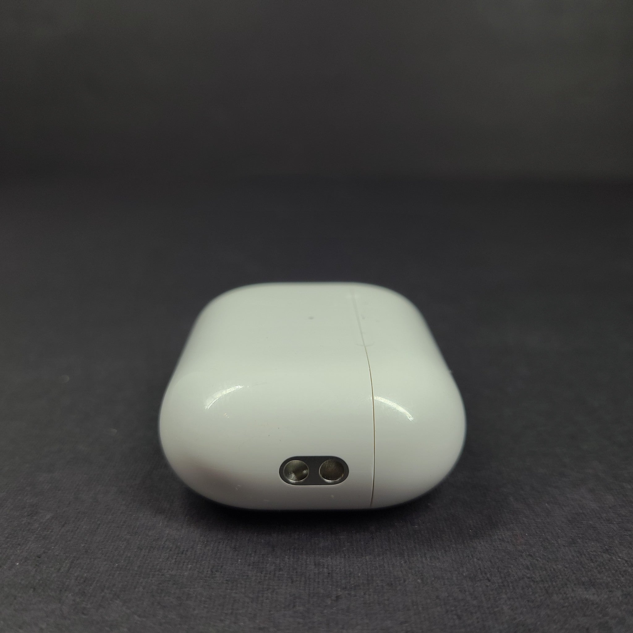 Apple AirPod Pro 2nd Gen Charging Case MagSafe LIGHTNING A2700 100% OEM 1FVB CN