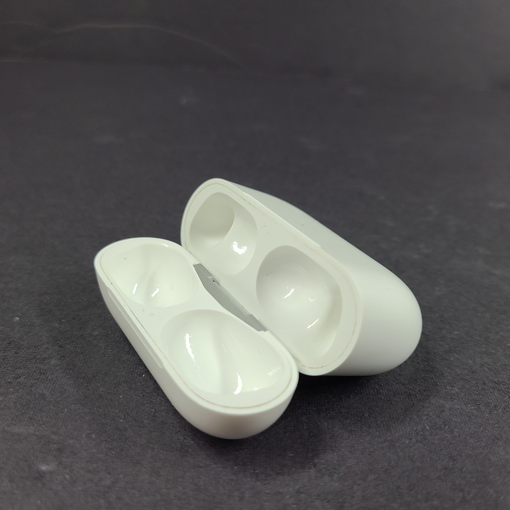 Apple Airpods Pro 1st Gen Charging Case Wireless A2190 Original Apple 8SDW VN