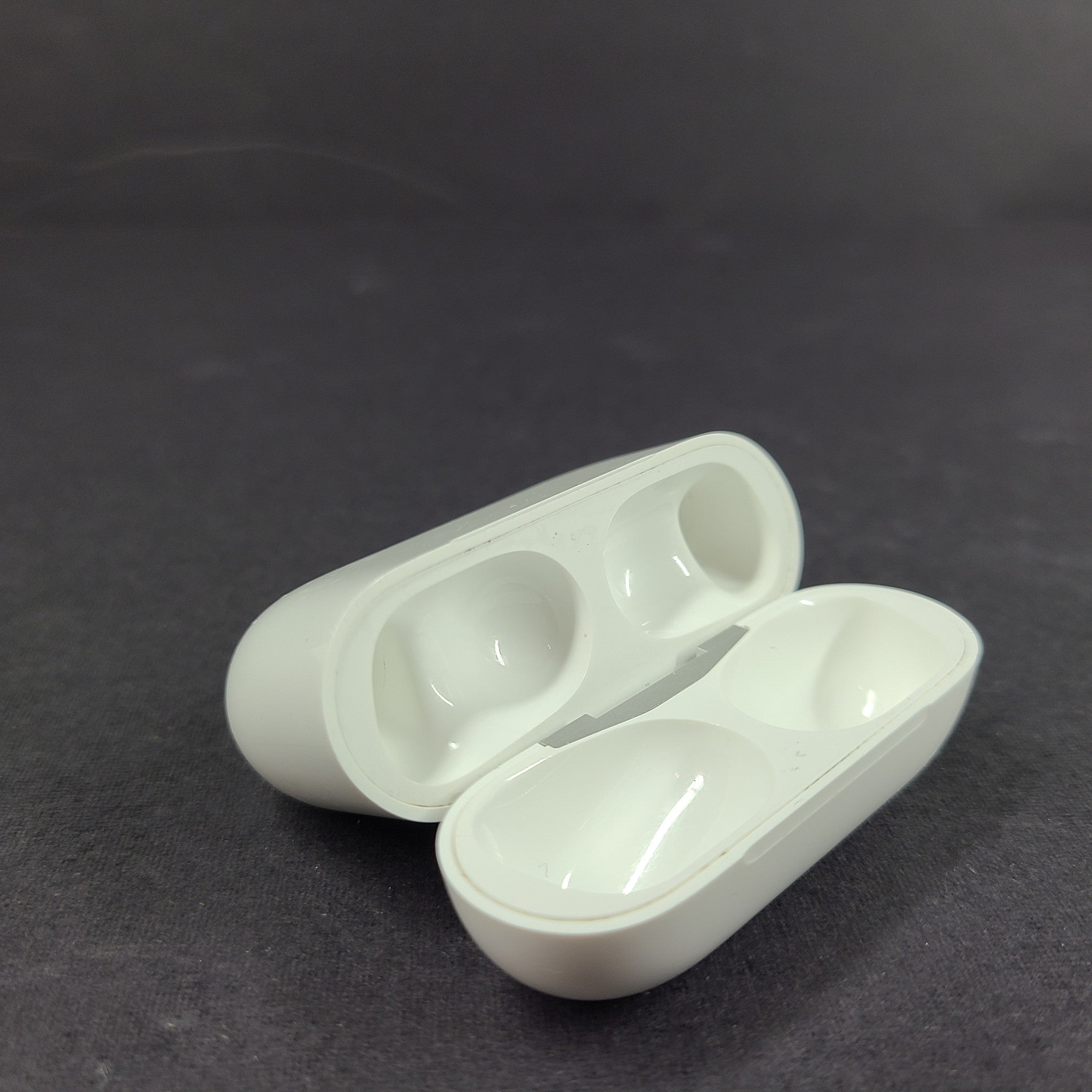 Apple Airpods Pro 1st Gen Charging Case Wireless A2190 Original Apple 8SDW VN
