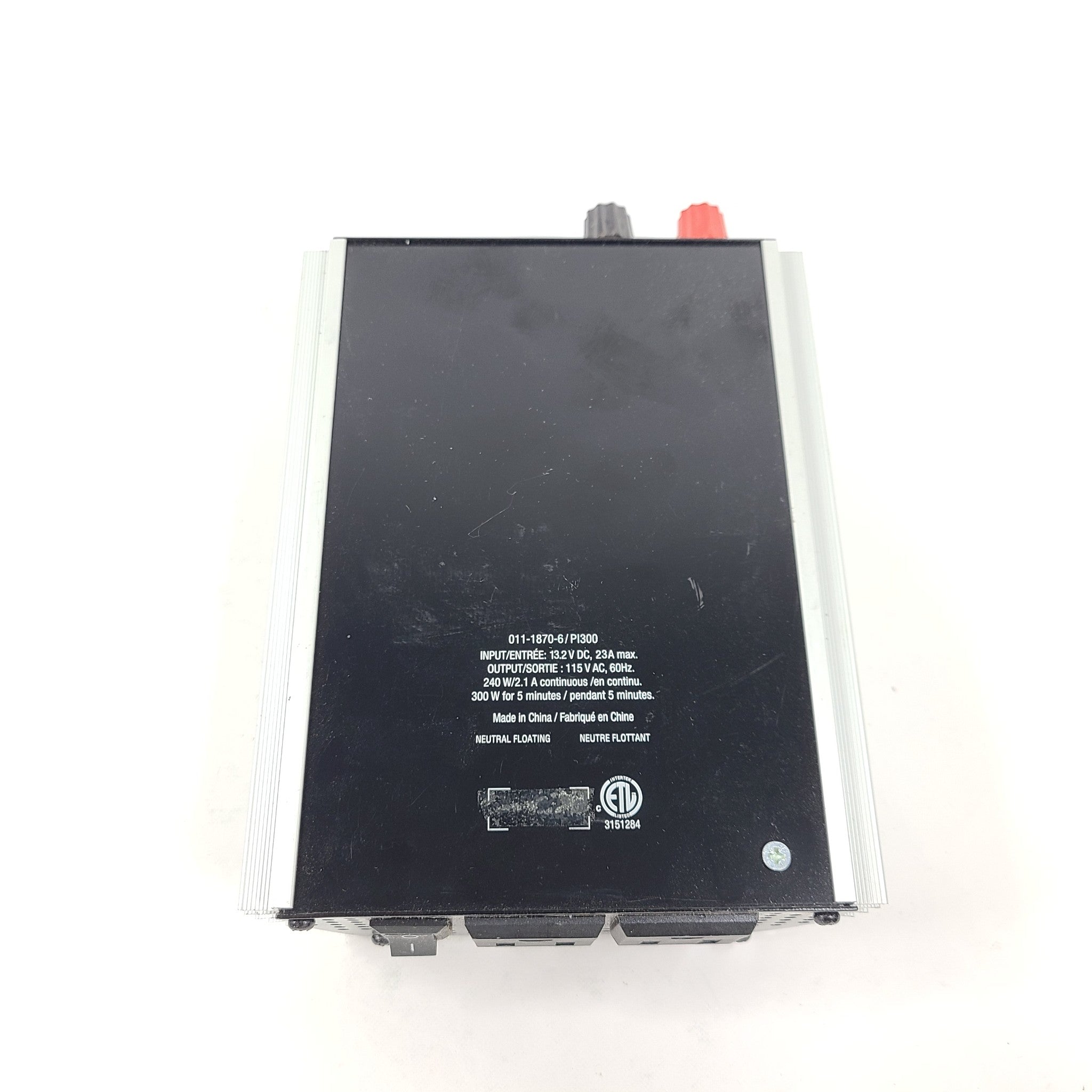 Motomaster Eliminator Mobile Power Inverter 300W 011-1870-6