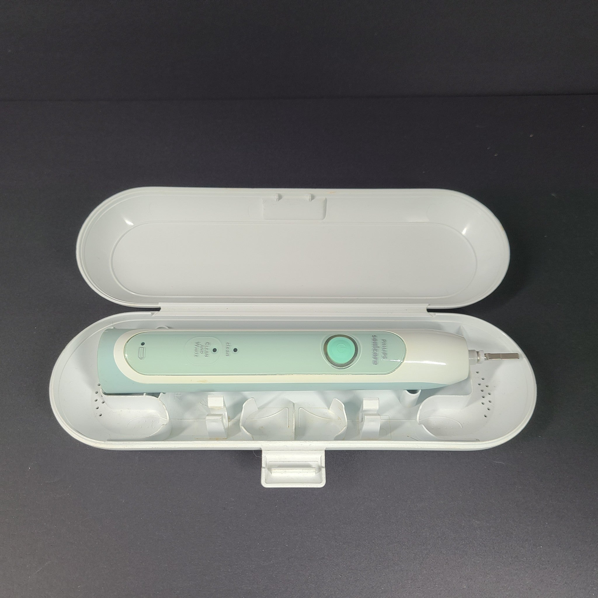 Philips Sonicare Diamondcare HX6710 Electric Toothbrush Handle Mint and Case