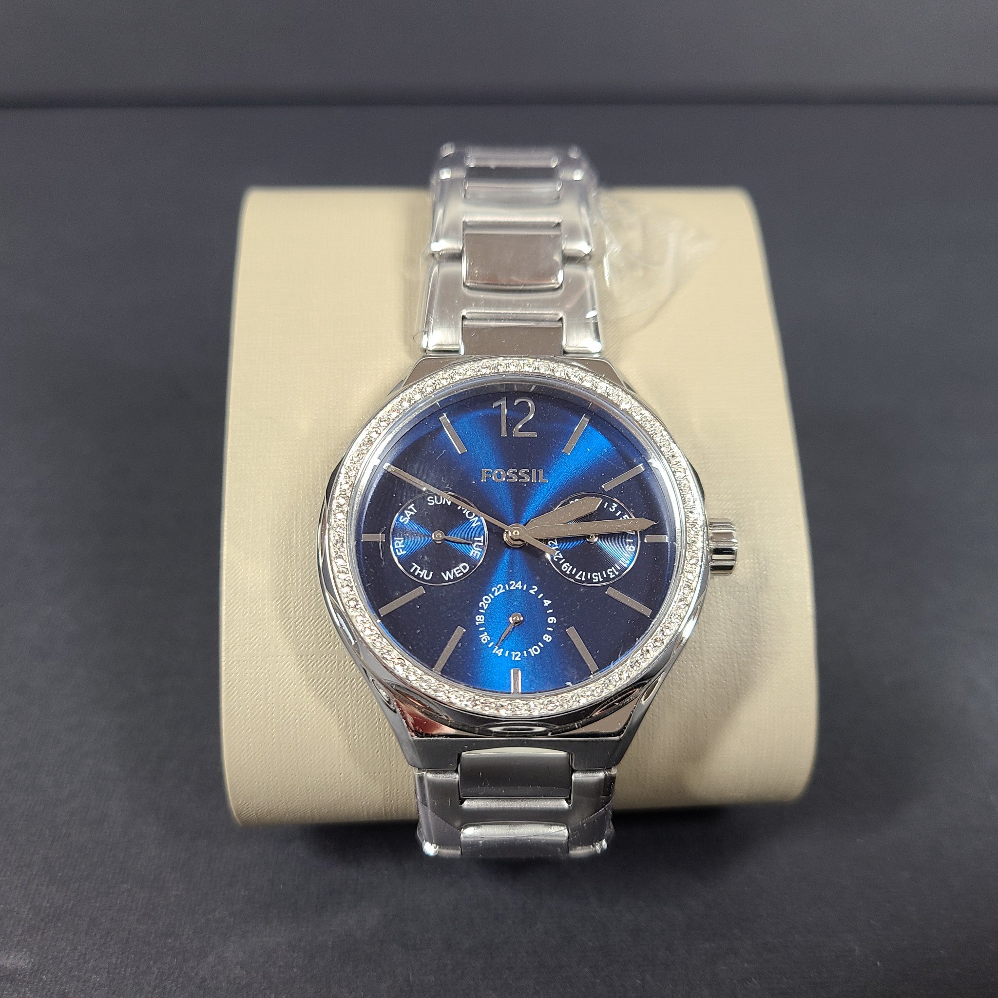Fossil Women's Eevie Multifunction Stainless Steel Watch BQ3720 Silver Gift Box