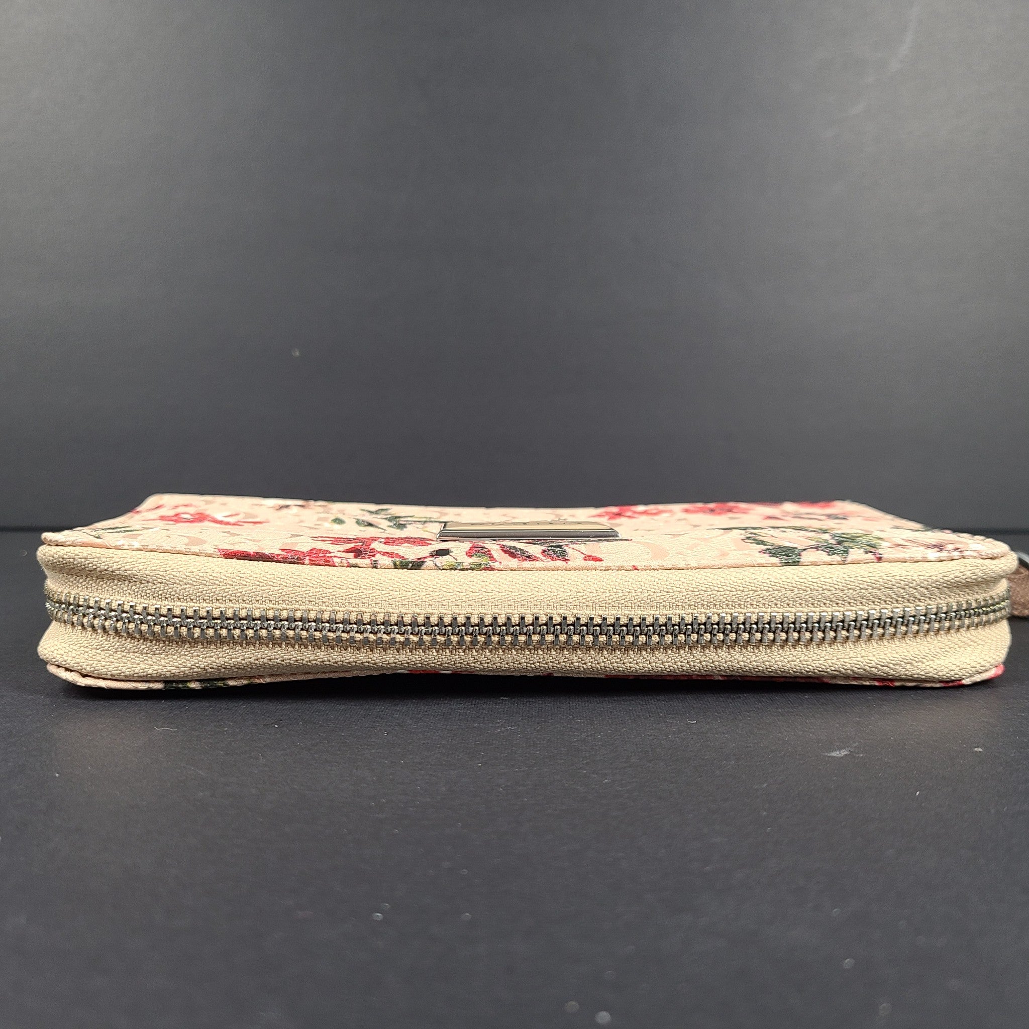 Guess Women's Abree Medium Zip-Around Clutch Wallet
