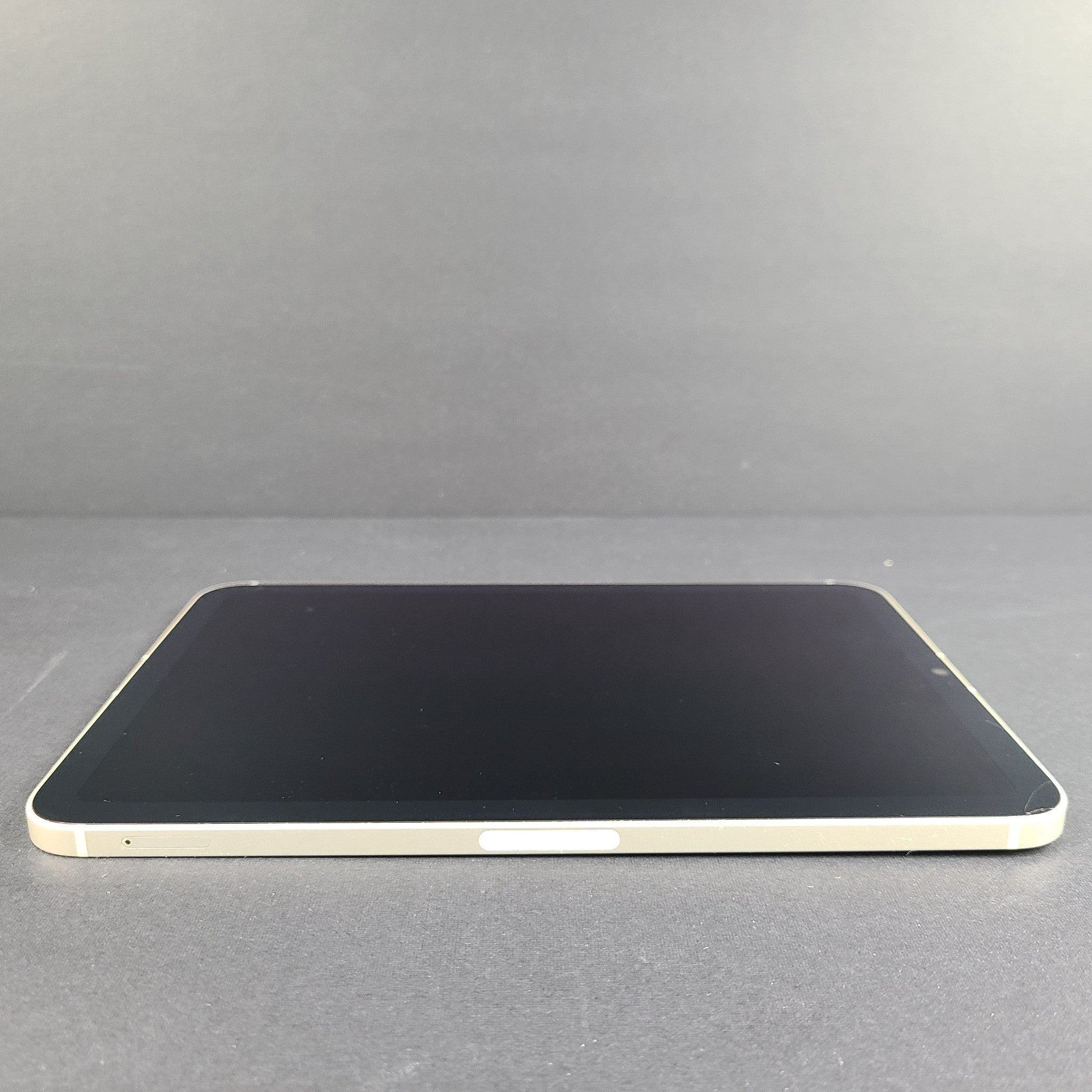 8.3" Apple iPad Mini 6th Generation - 64GB - Starlight Gold - WiFi Only