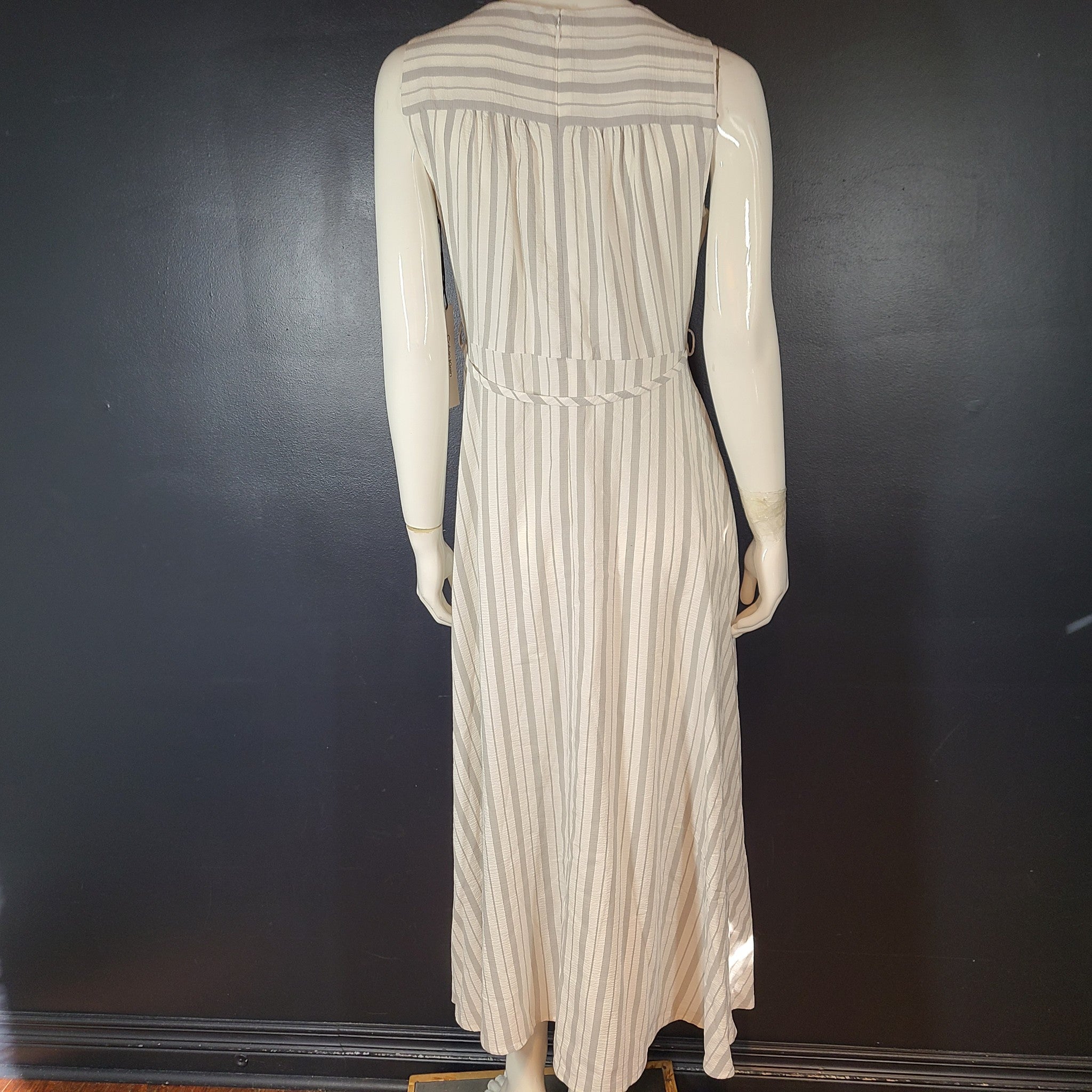 Calvin Klein Women's Sleeveless V-Neck Maxi Wrap Dress Striped Gray 8