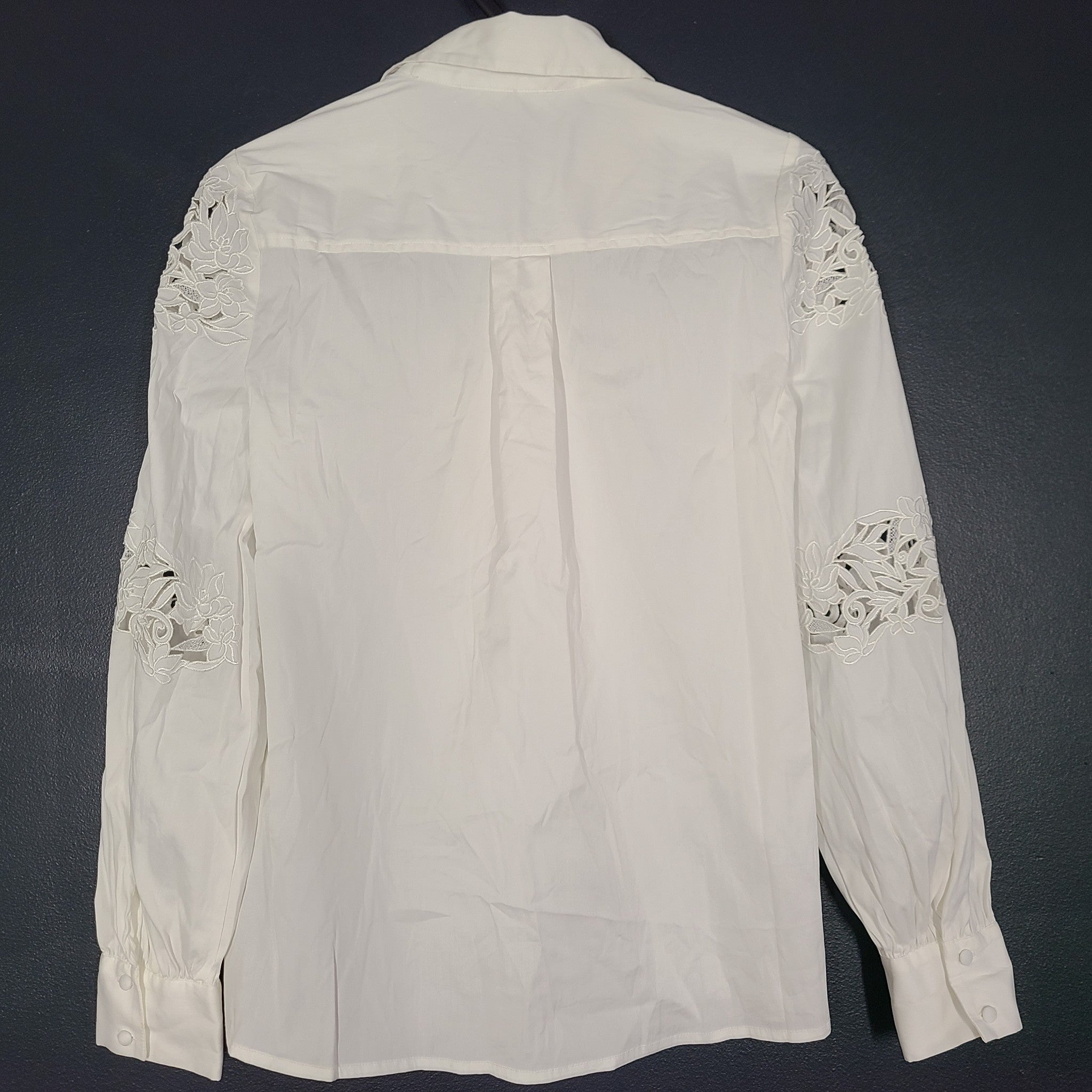 White House Black Market Embroidered Cutout Poplin Shirt Long Sleeve White XS/00