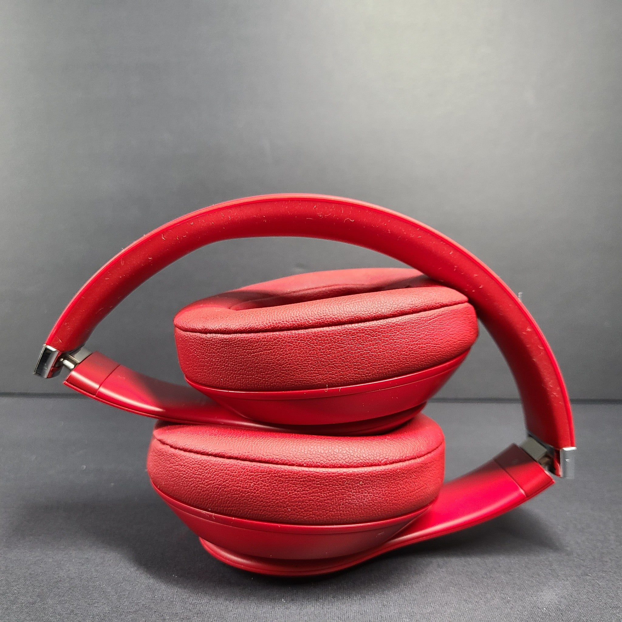 Beats by Dr. Dre Studio 3 Headband Wireless Bluetooth Headphones - Red