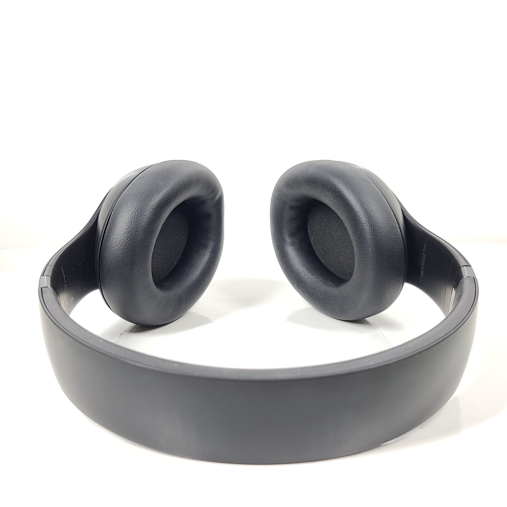 Beats by Dr. Dre Studio Pro Wireless Over-Ear Bluetooth Headphones A2924 - Black