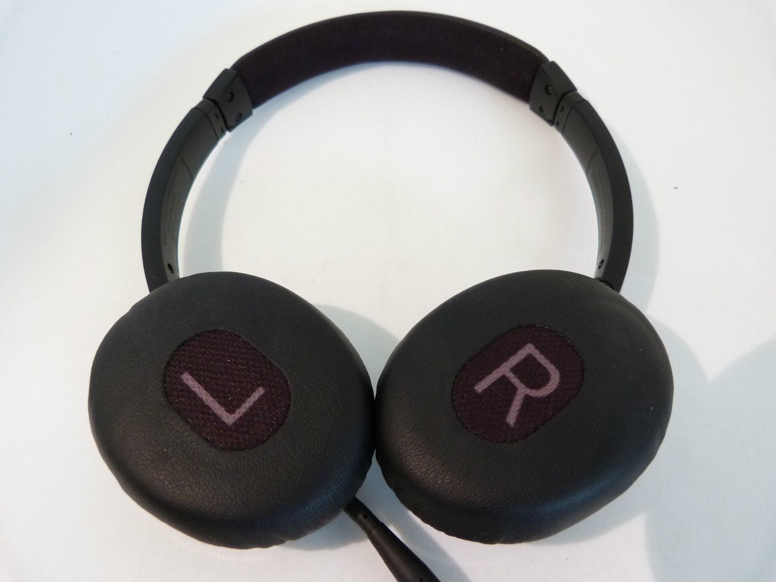 Bose OE2 Club Edition On-Ear Wired Headphones - Gloss Black