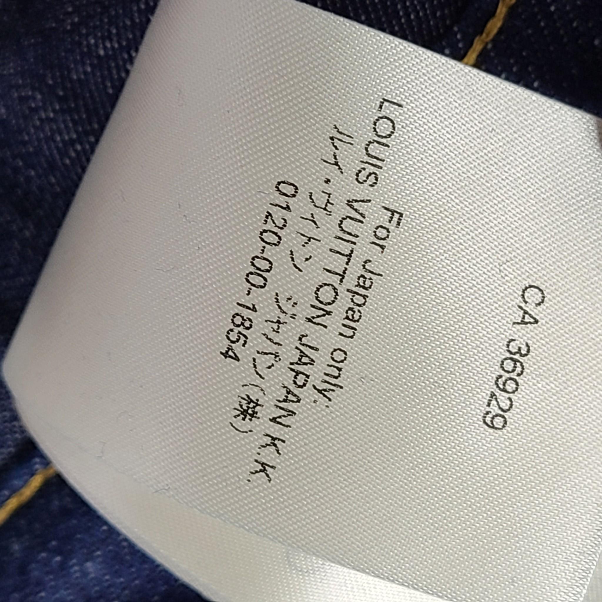 Louis Vuitton Men's Blue & Gold Embroidered Signature Denim Shorts Blue Sz 32