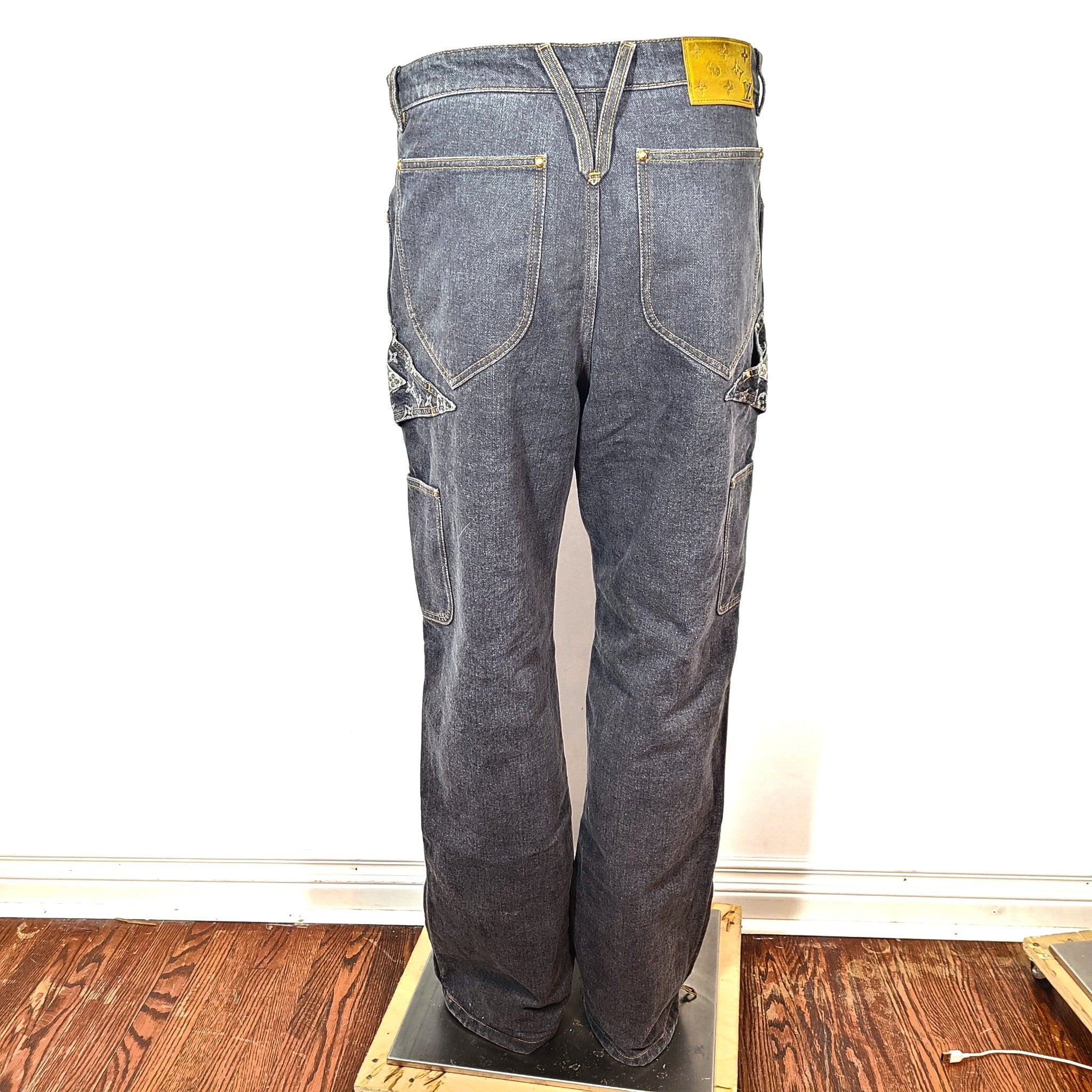 Louis Vuitton Men's Monogram Flower Denim Pants Dark Gray Sz 32