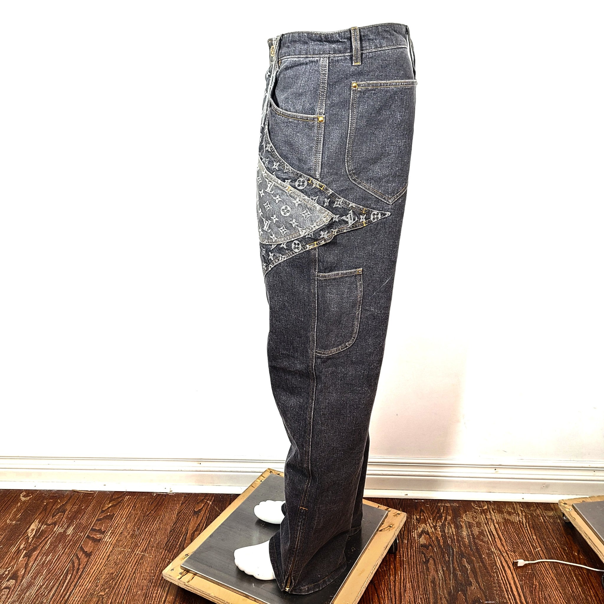 Louis Vuitton Men's Monogram Flower Denim Pants Dark Gray Sz 32