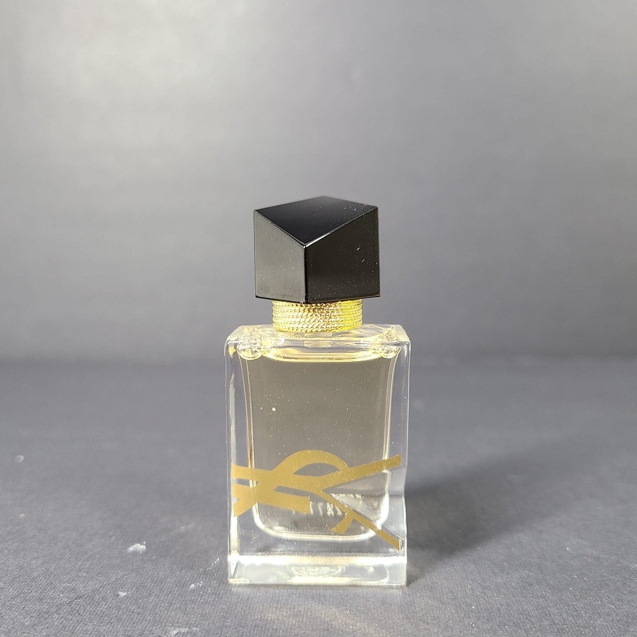 Yves Saint Laurent Libre Women's Eau de Parfum Miniature 7.5 ml NWOB