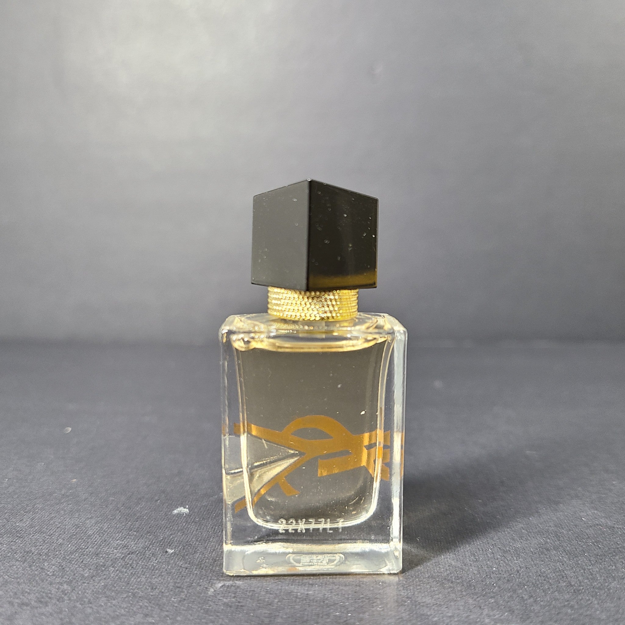 Yves Saint Laurent Libre Women's Eau de Parfum Miniature 7.5 ml NWOB