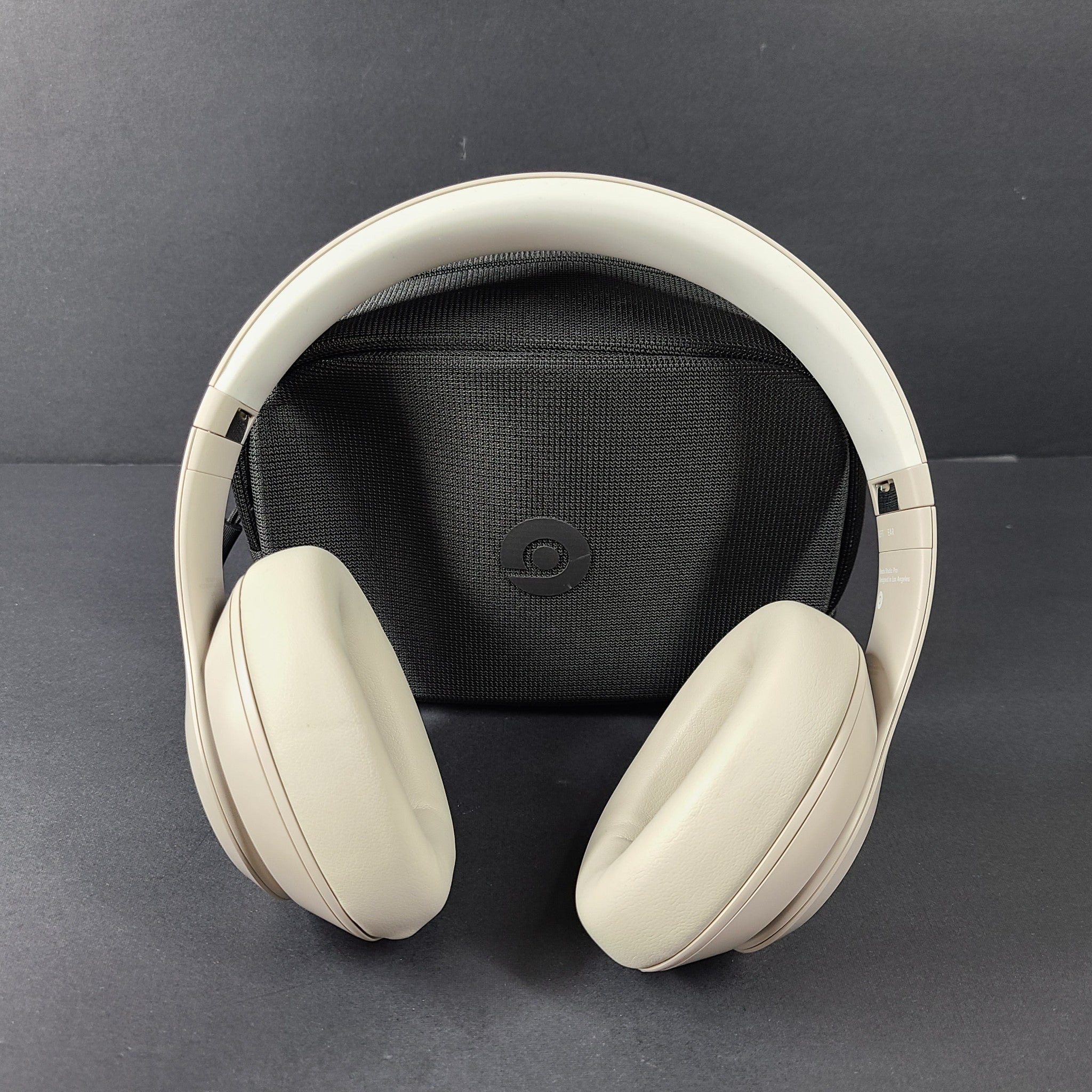 Beats Studio Pro Wireless Over-Ear Bluetooth Headphones A2924 Sandstone