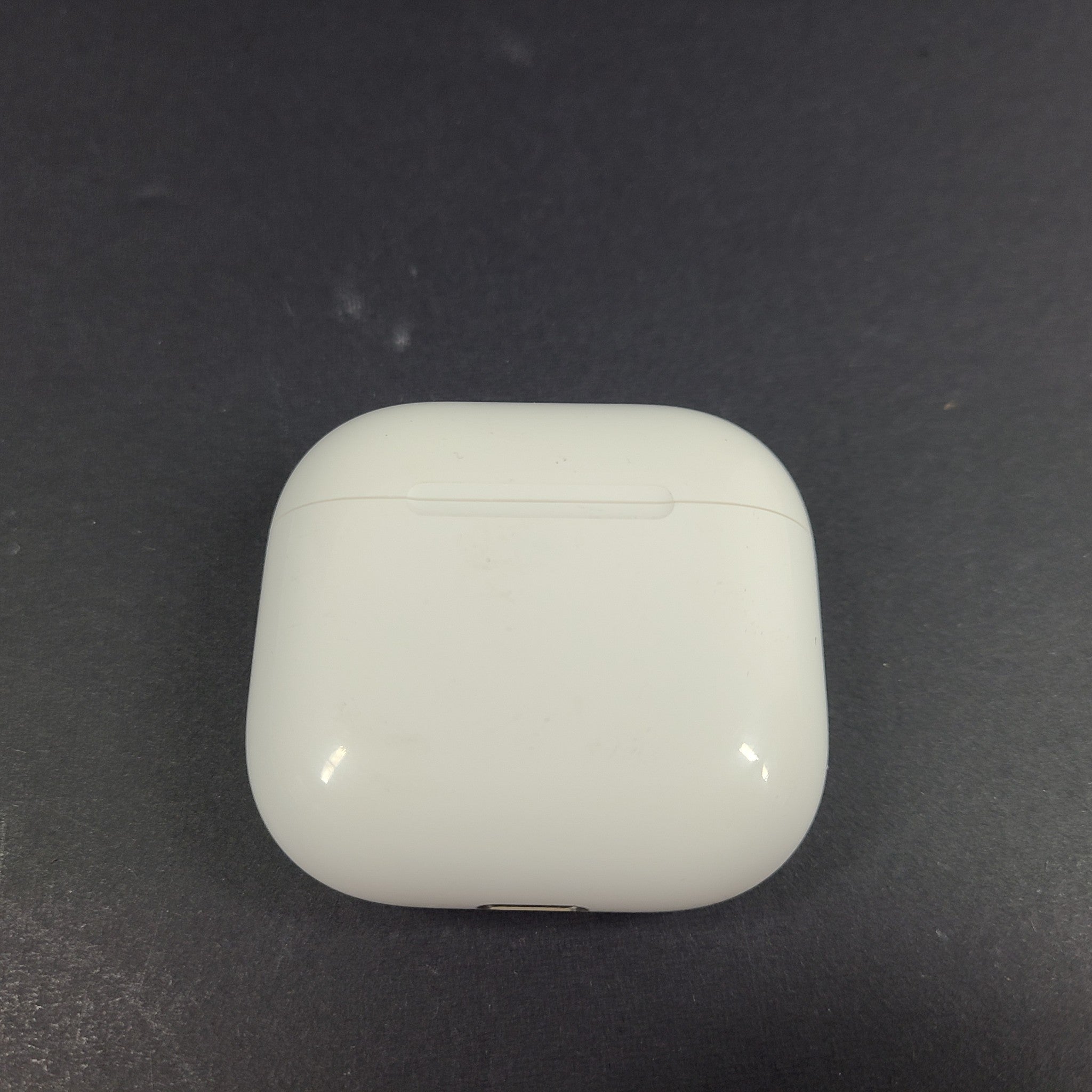 Apple AirPods 4th Gen Charging Case MagSafe Genuine Replacement Only - A3058 VN