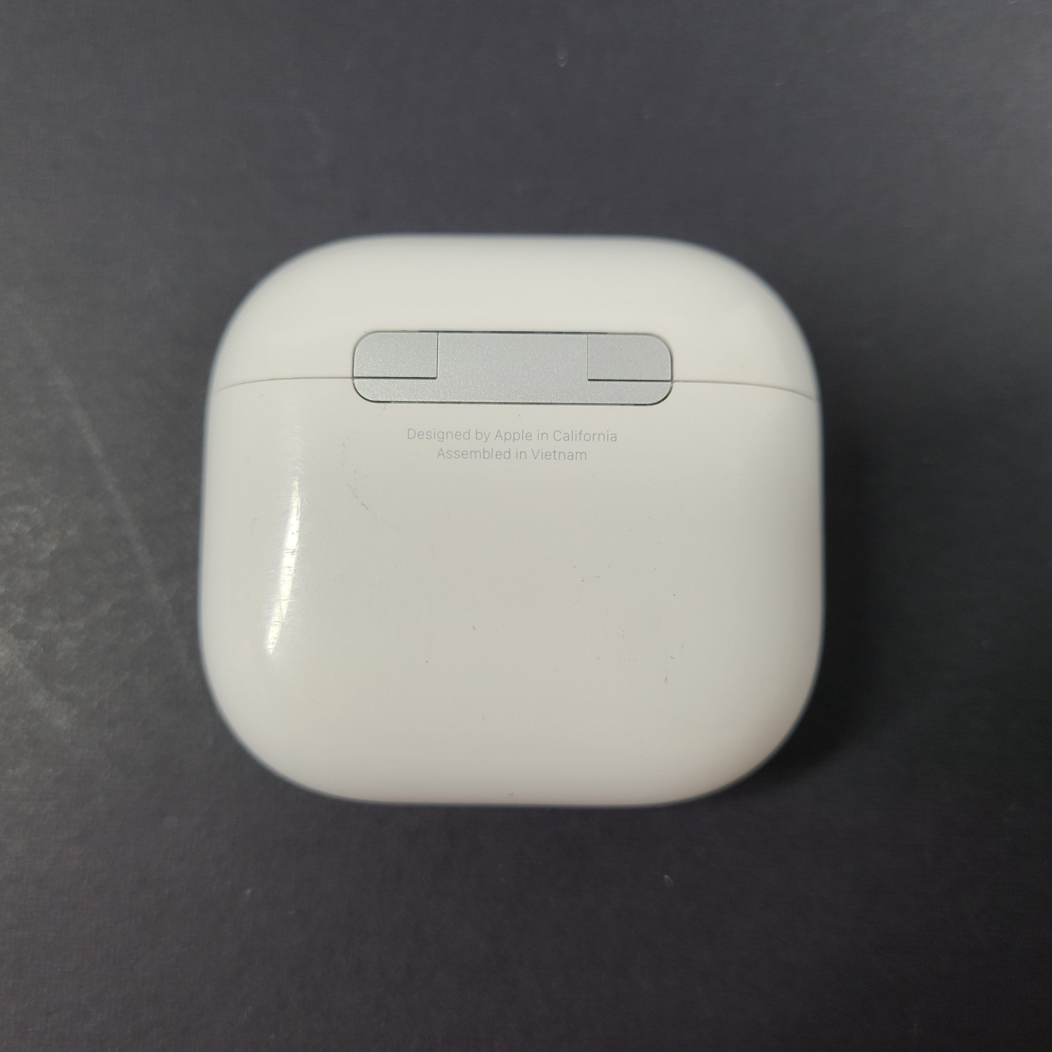 Apple AirPods 4th Gen Charging Case MagSafe Genuine Replacement Only - A3058 VN