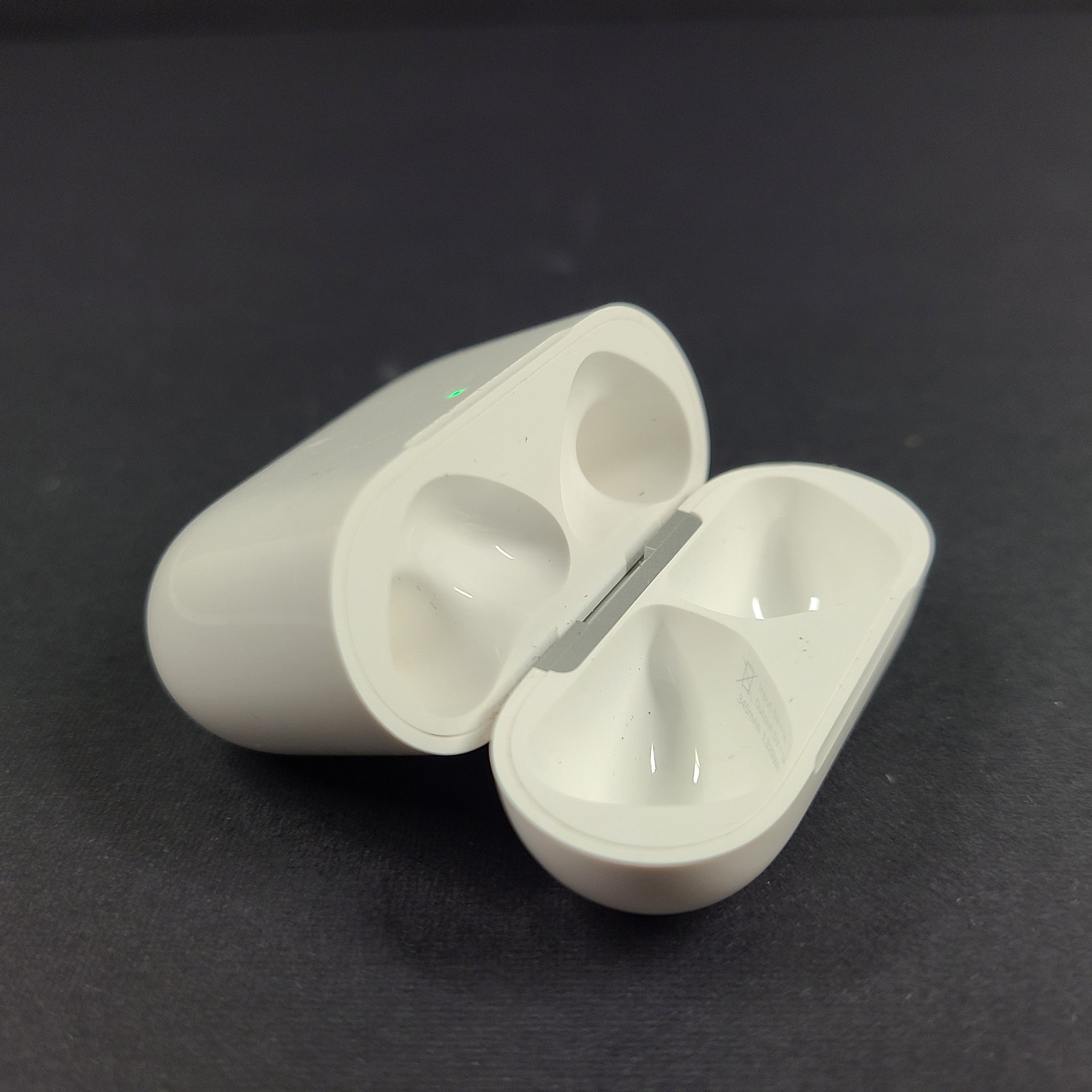 Apple AirPods 4th Gen Charging Case MagSafe Genuine Replacement Only - A3058 VN