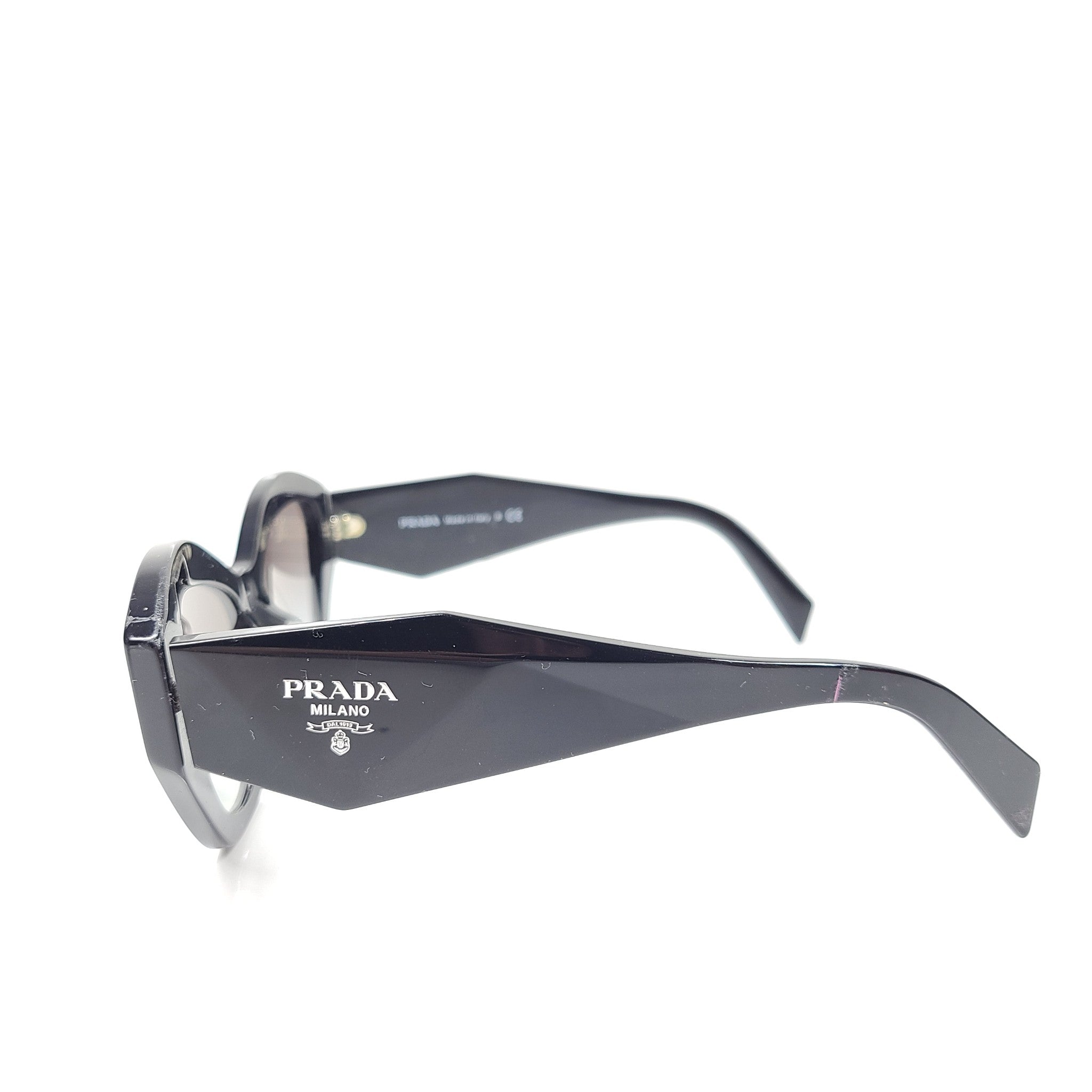 Prada PR 07YSF Sunglasses 55-18 145 Black Gradient Gray Lens