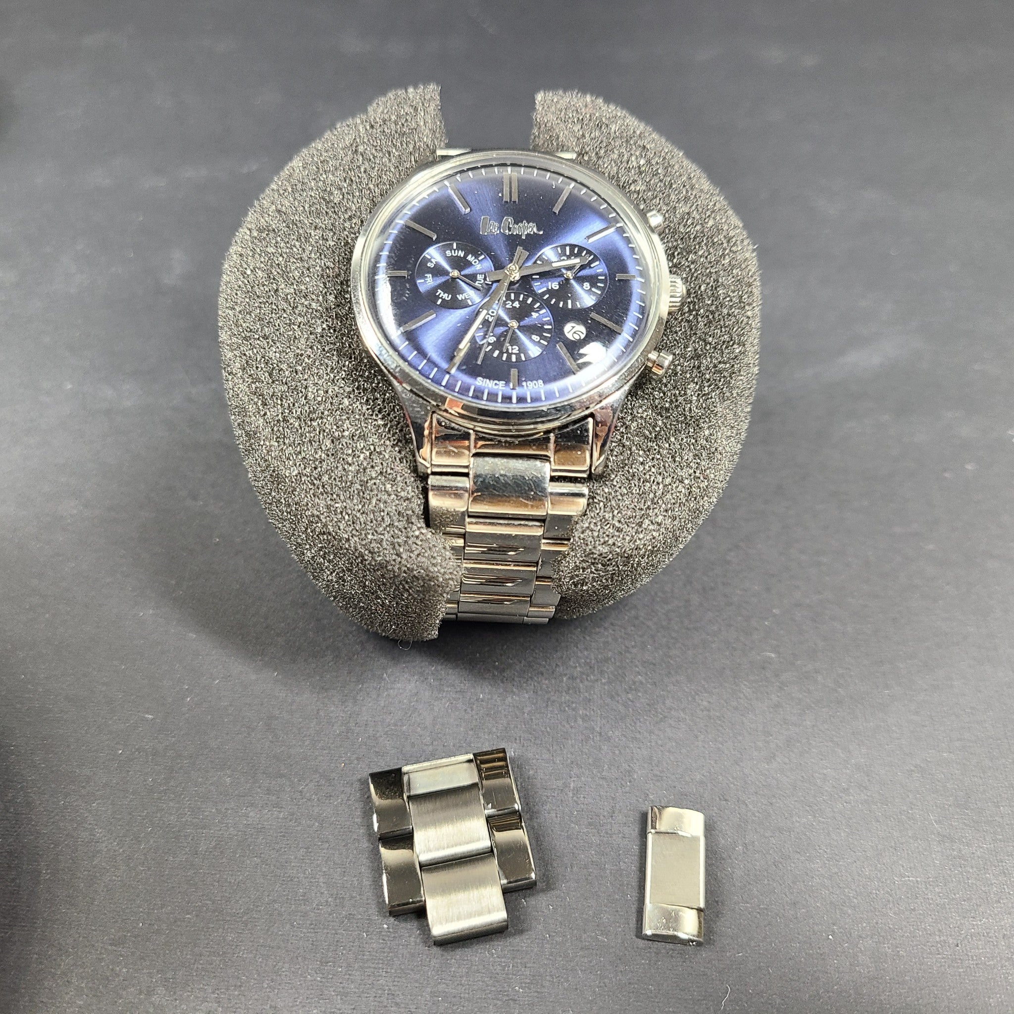 Lee Cooper Men's Multifunction Blue Dial Silver Bracelet Watch LC06295.390