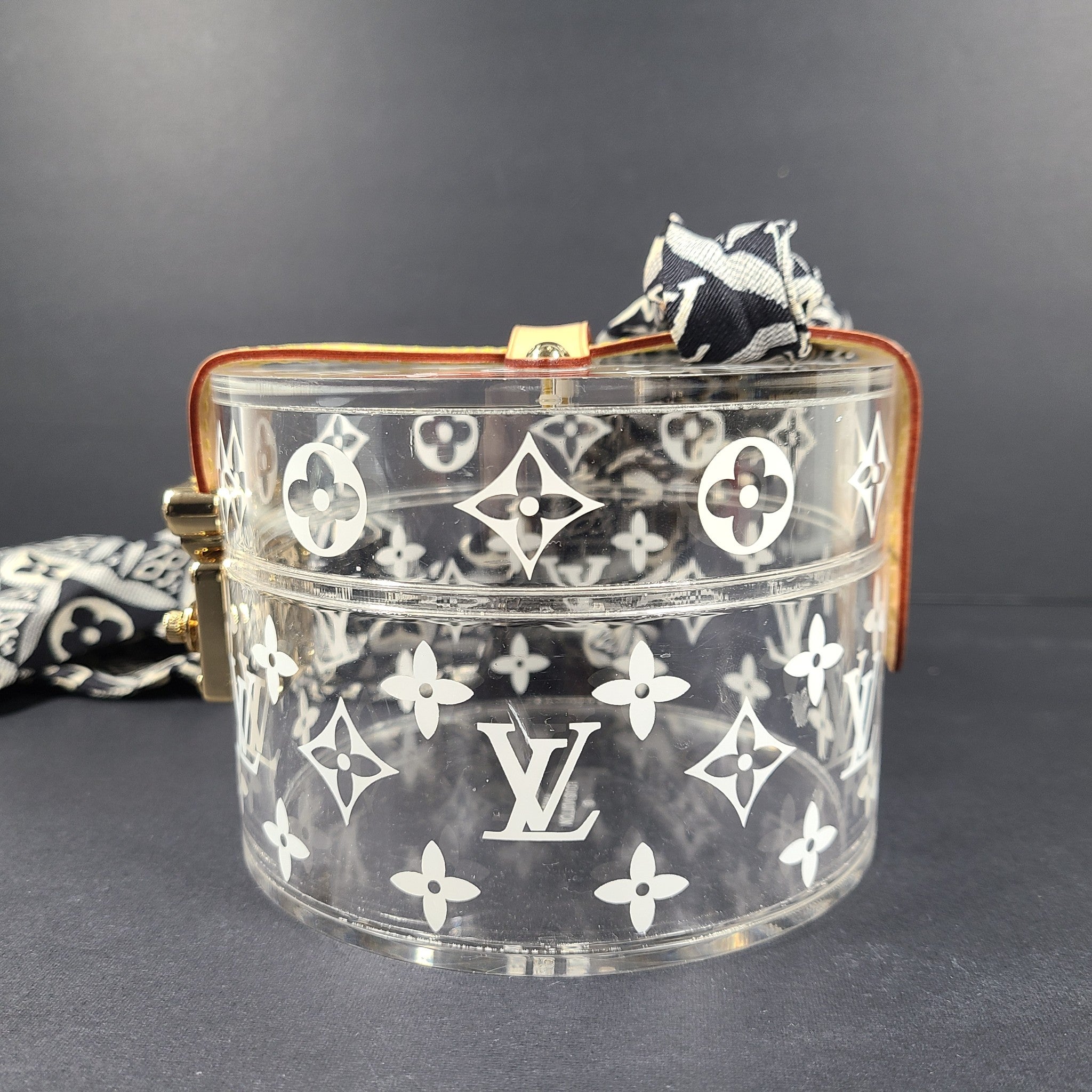 Louis Vuitton Transparent Plexiglass Box Scott Bandeau 1854 Silk Scarf MP2825