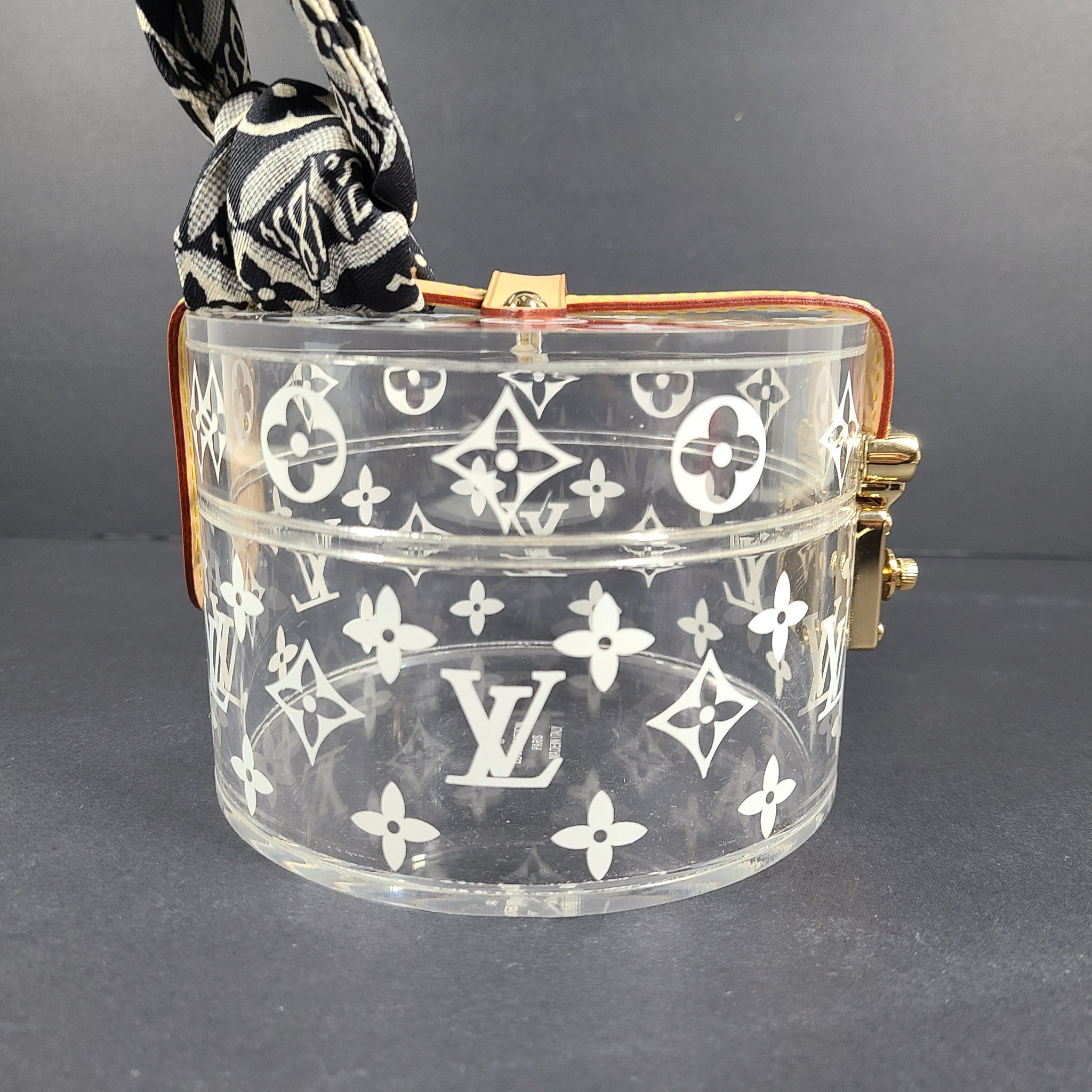 Louis Vuitton Transparent Plexiglass Box Scott Bandeau 1854 Silk Scarf MP2825