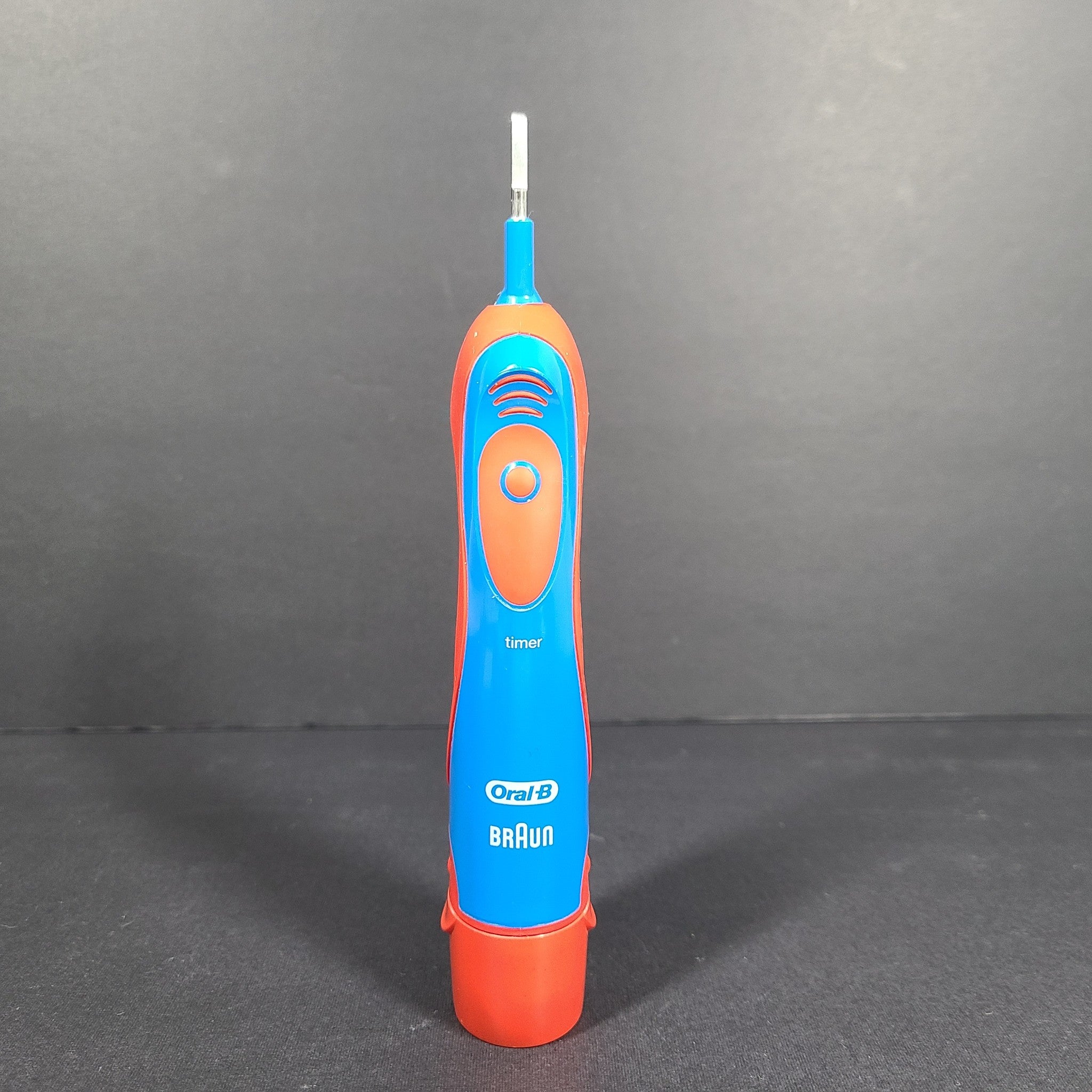 Braun Oral-B Electric 3744 Electric Toothbrush Handle Only Red Blue