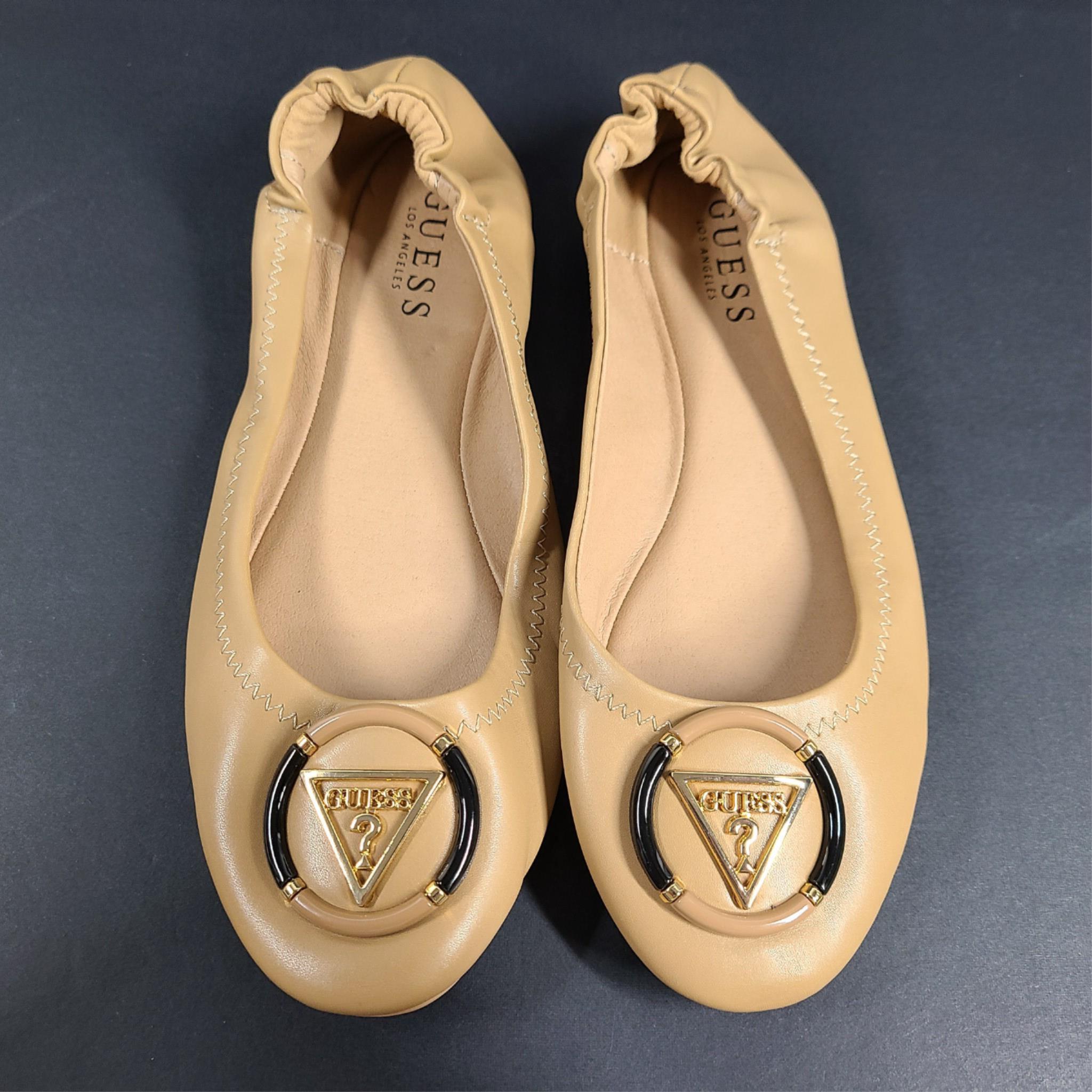 Guess Women's Senna Logo Ballet Flats Shoes Faux Leather Padded Beige Sz 8
