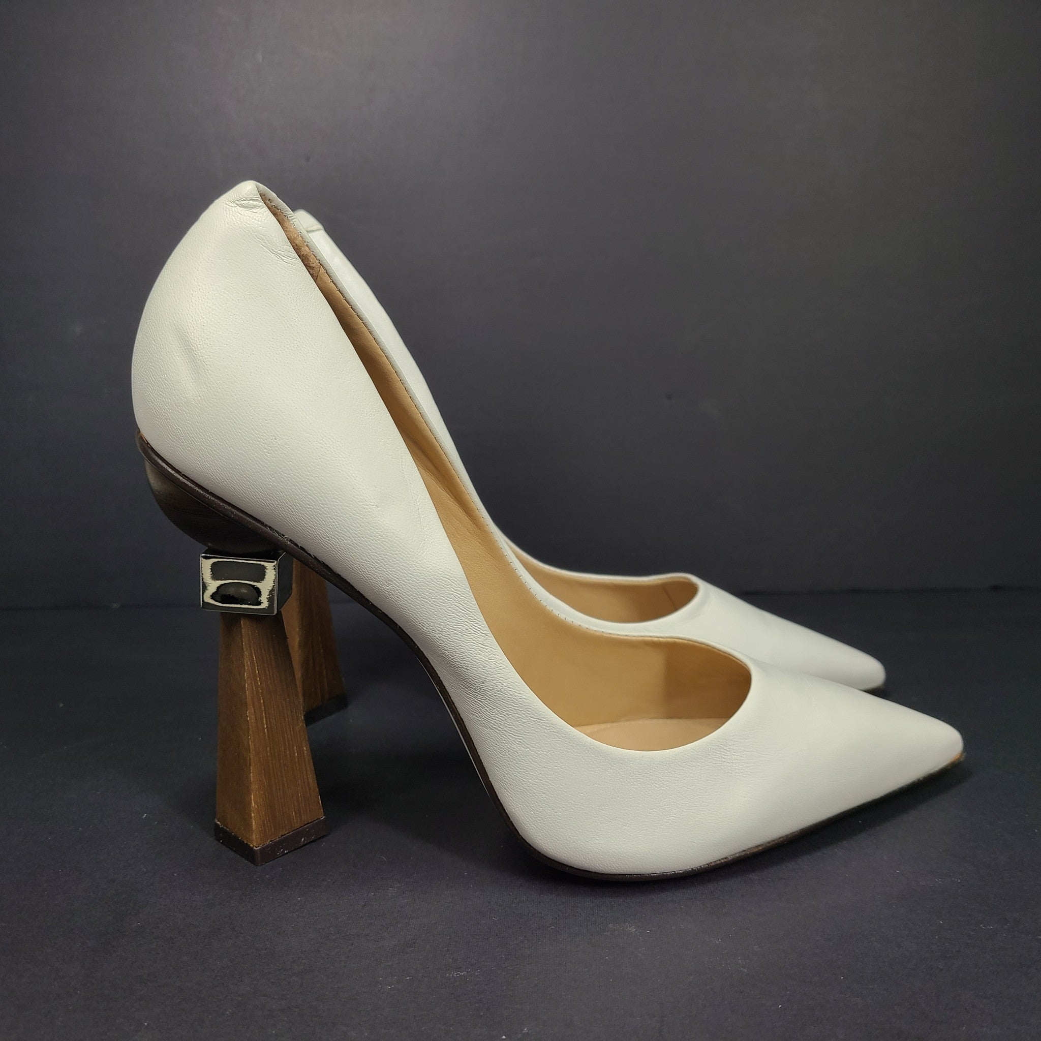 Saks Fifth Avenue Women's Geometric Triangle Heel Leather Pumps Shoes Sz 9.5