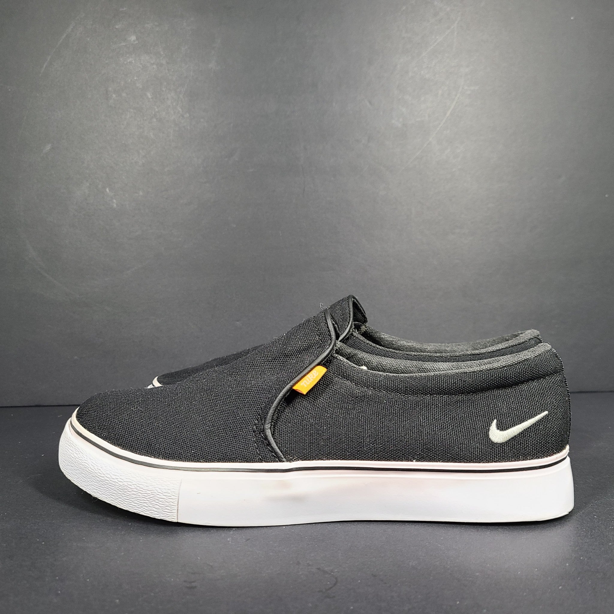 Nike Women's Court Royale AC Slip-On Shoes Sneakers BQ9138-001 Canvas Black Sz 7