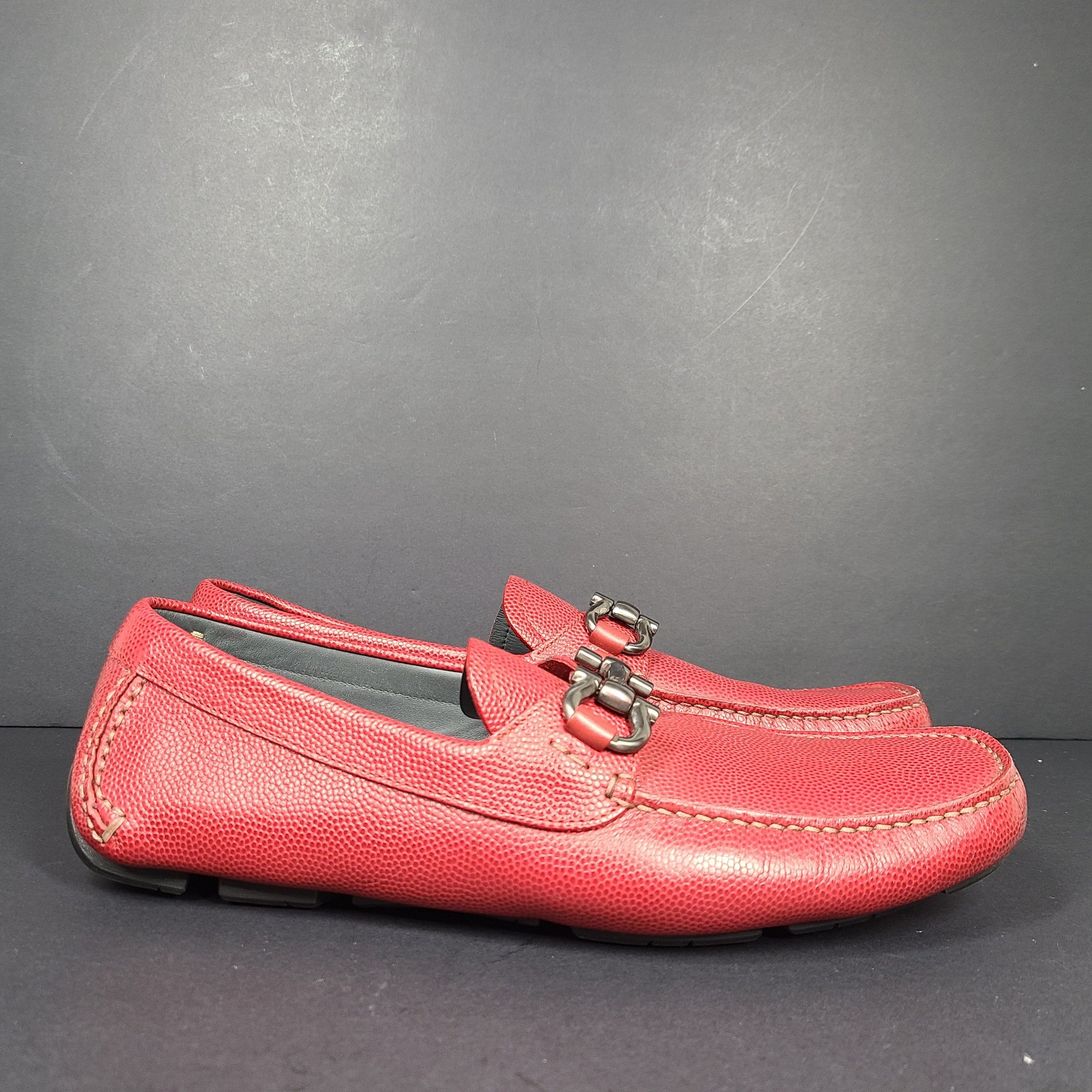 Salvatore Ferragamo Men's Driver w/ Gancini Loafers Pebbled Leather Red US 8.5