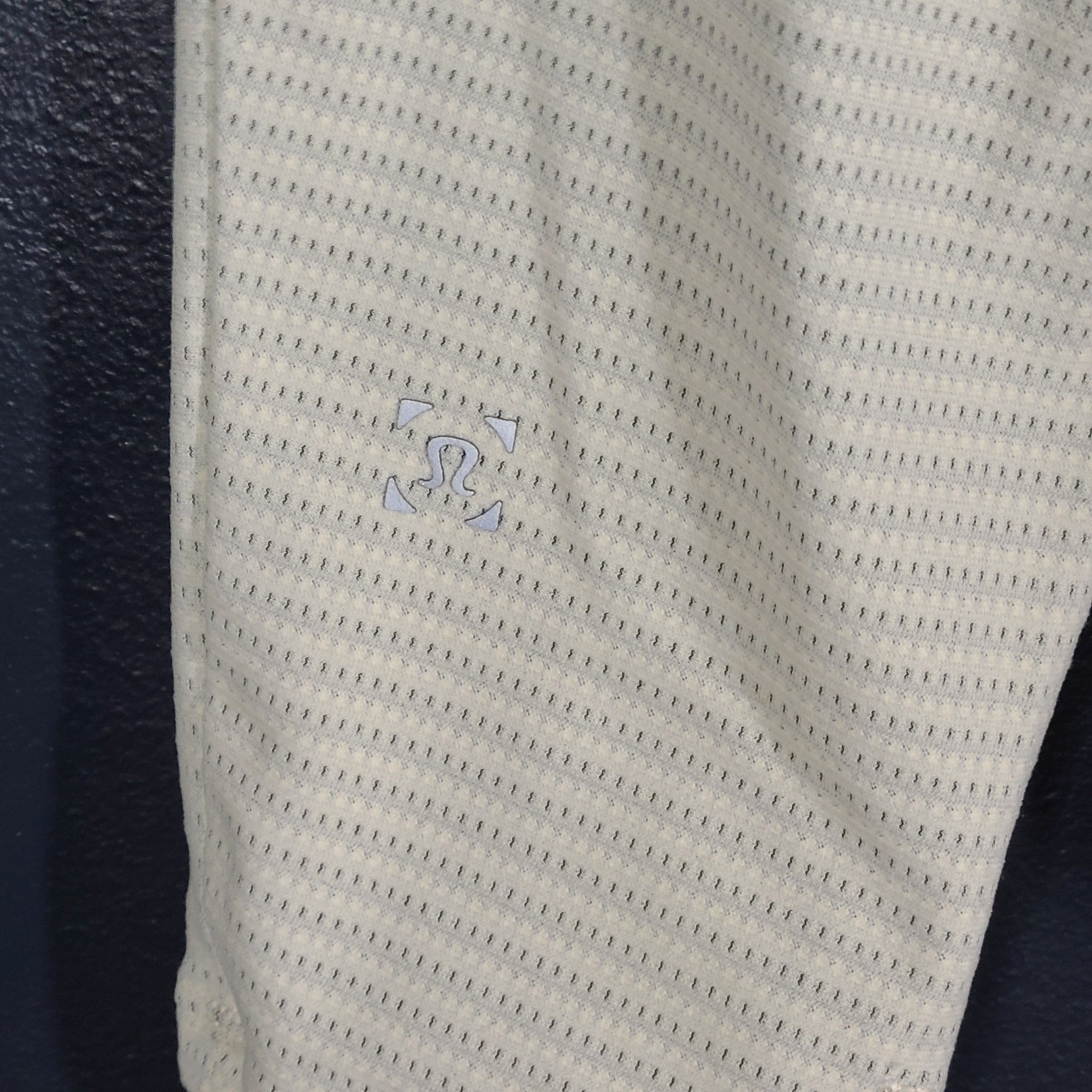 Lululemon Men's Surge Warm Half-Zip Shirt Heathered Gray/ White Sz S