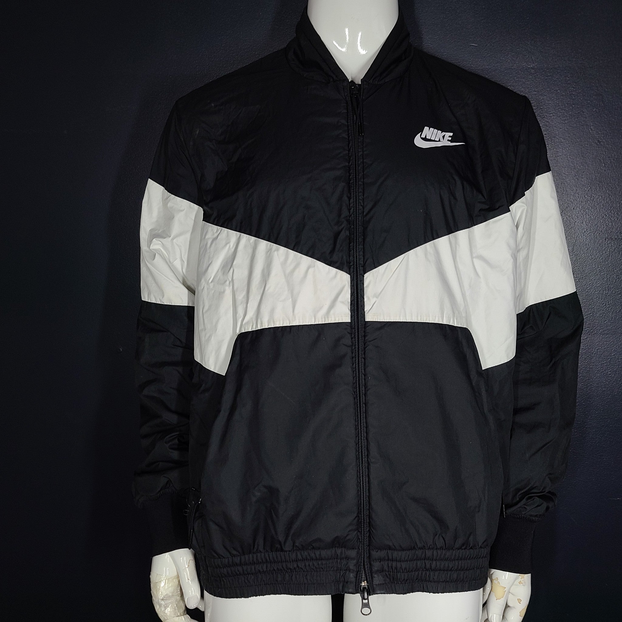 Nike Men's Bomber Jacket Lined Windrunner Warm Sport CD9234-010 Black/White XL