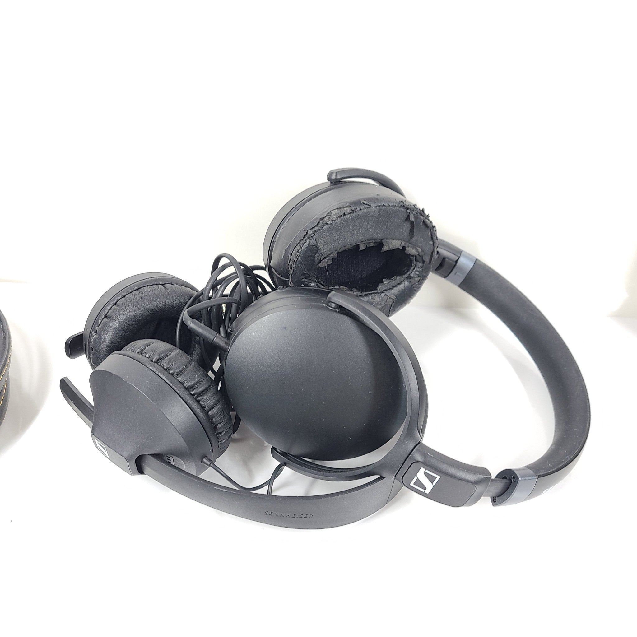 Bundle of 8x Sennheiser Bluetooth Wireless Wired Headphones