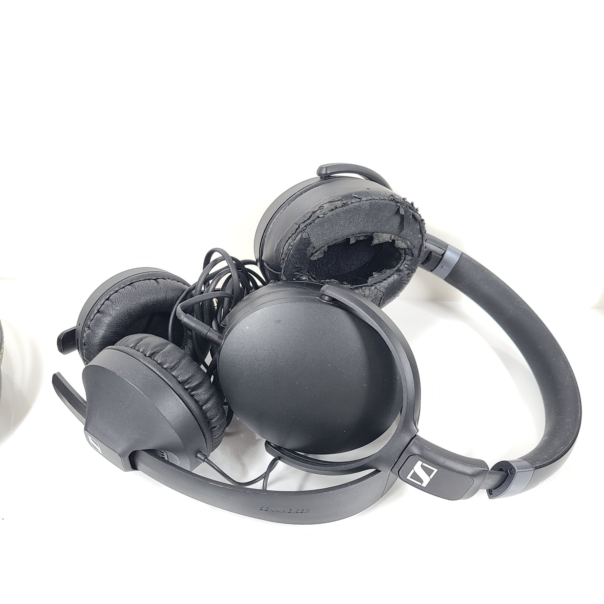 Bundle of 8x Sennheiser Bluetooth Wireless Wired Headphones