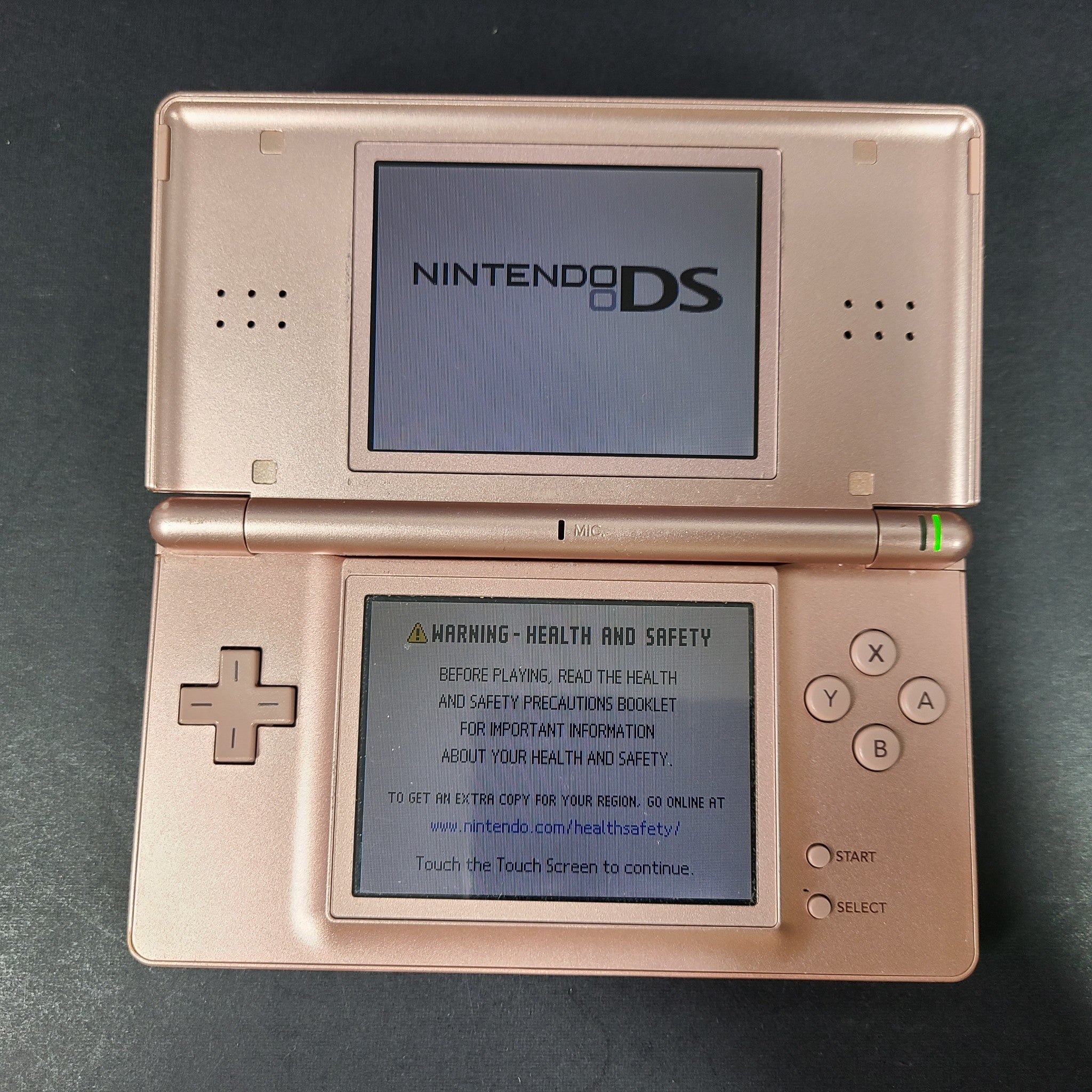 Nintendo DS lite Pink Handheld Gaming System Console + BONUS GAMES